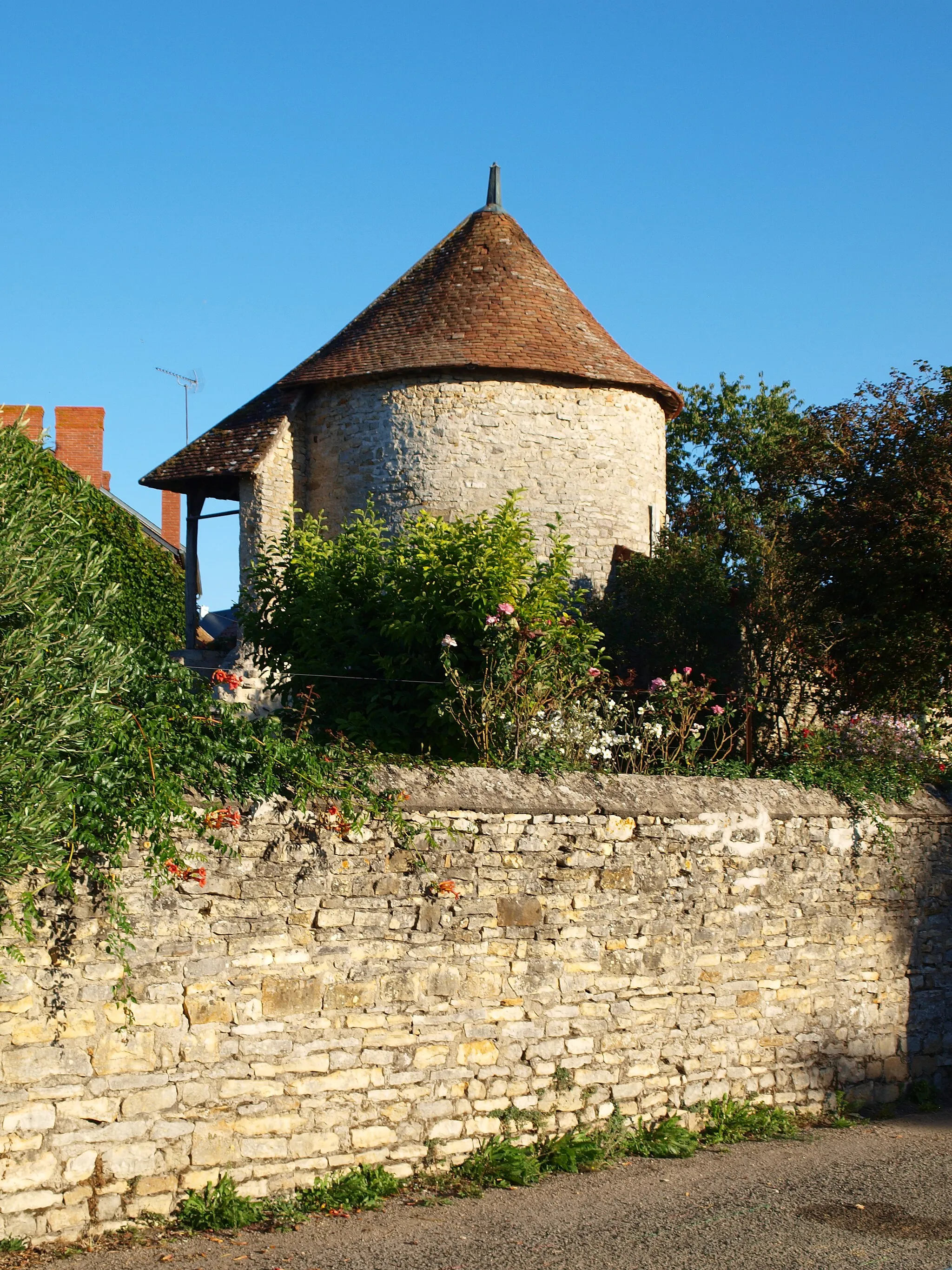 Photo showing: Saint-Pierre-le-Moûtier (Nièvre, France)