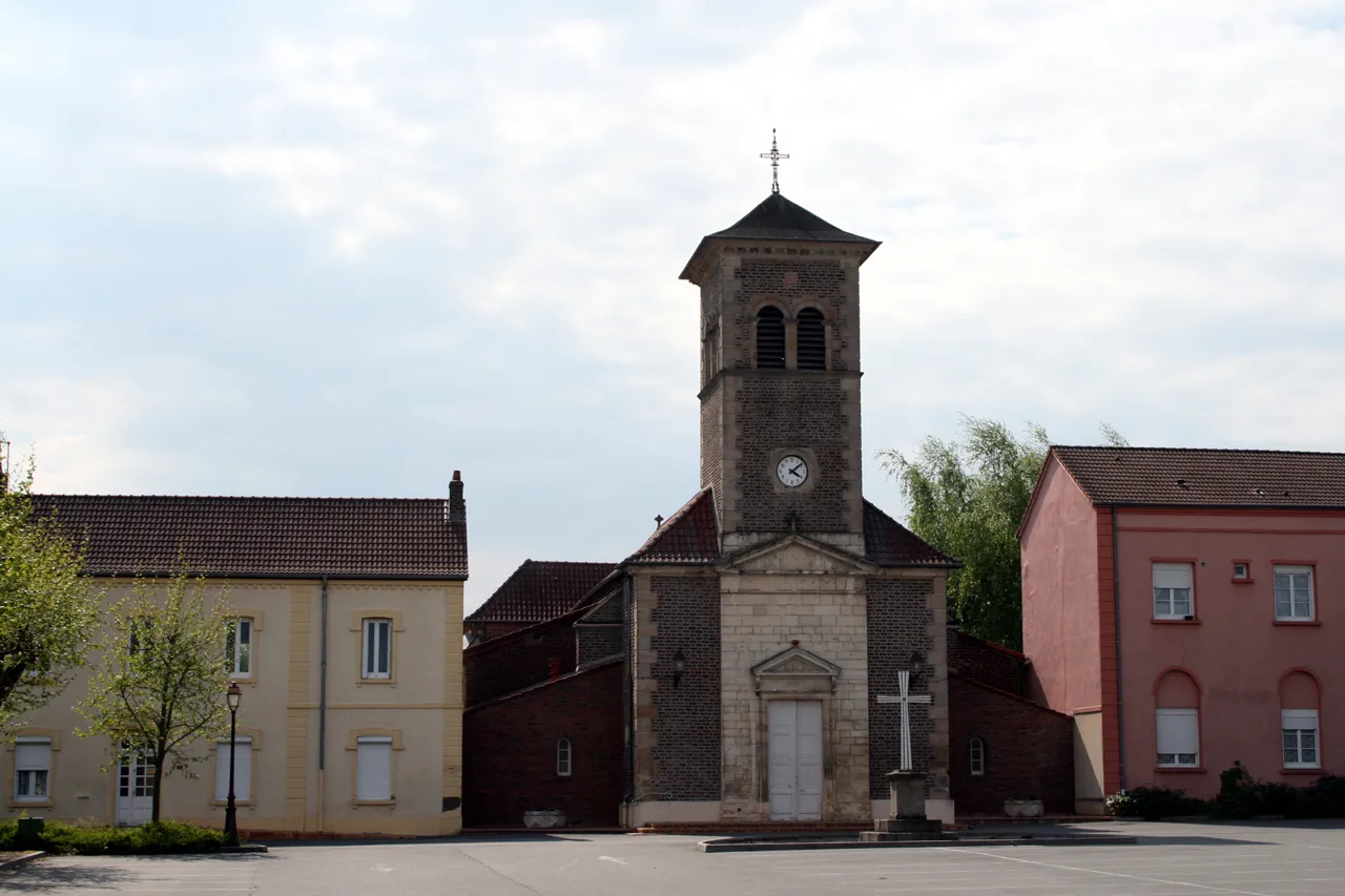 Photo showing: Place Roger Salengro à Montchanin les Mines