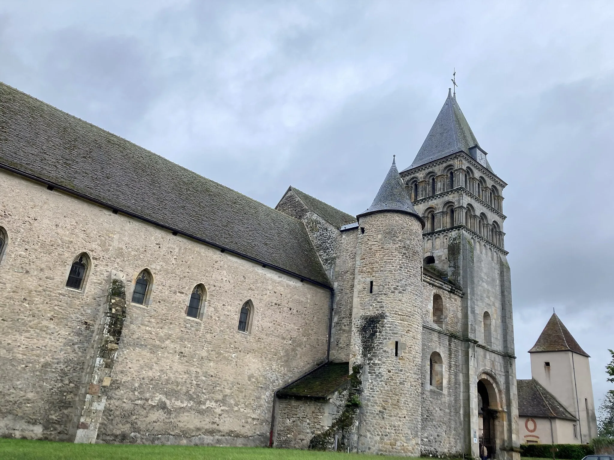 Photo showing: This building is indexed in the base Mérimée, a database of architectural heritage maintained by the French Ministry of Culture, under the reference PA00113388 .