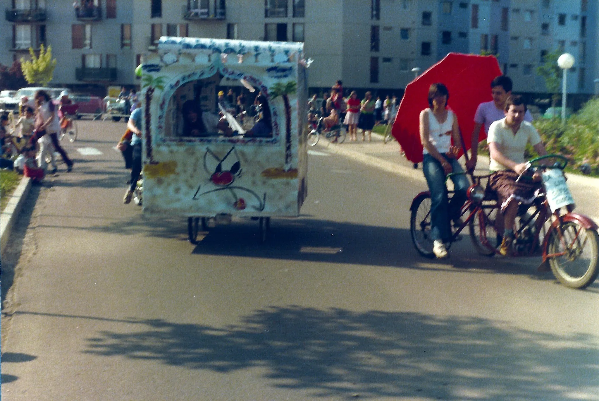 Photo showing: Quétigny (Côte-d'Or, France) ; Les 24 heures cyclistes de 1980.