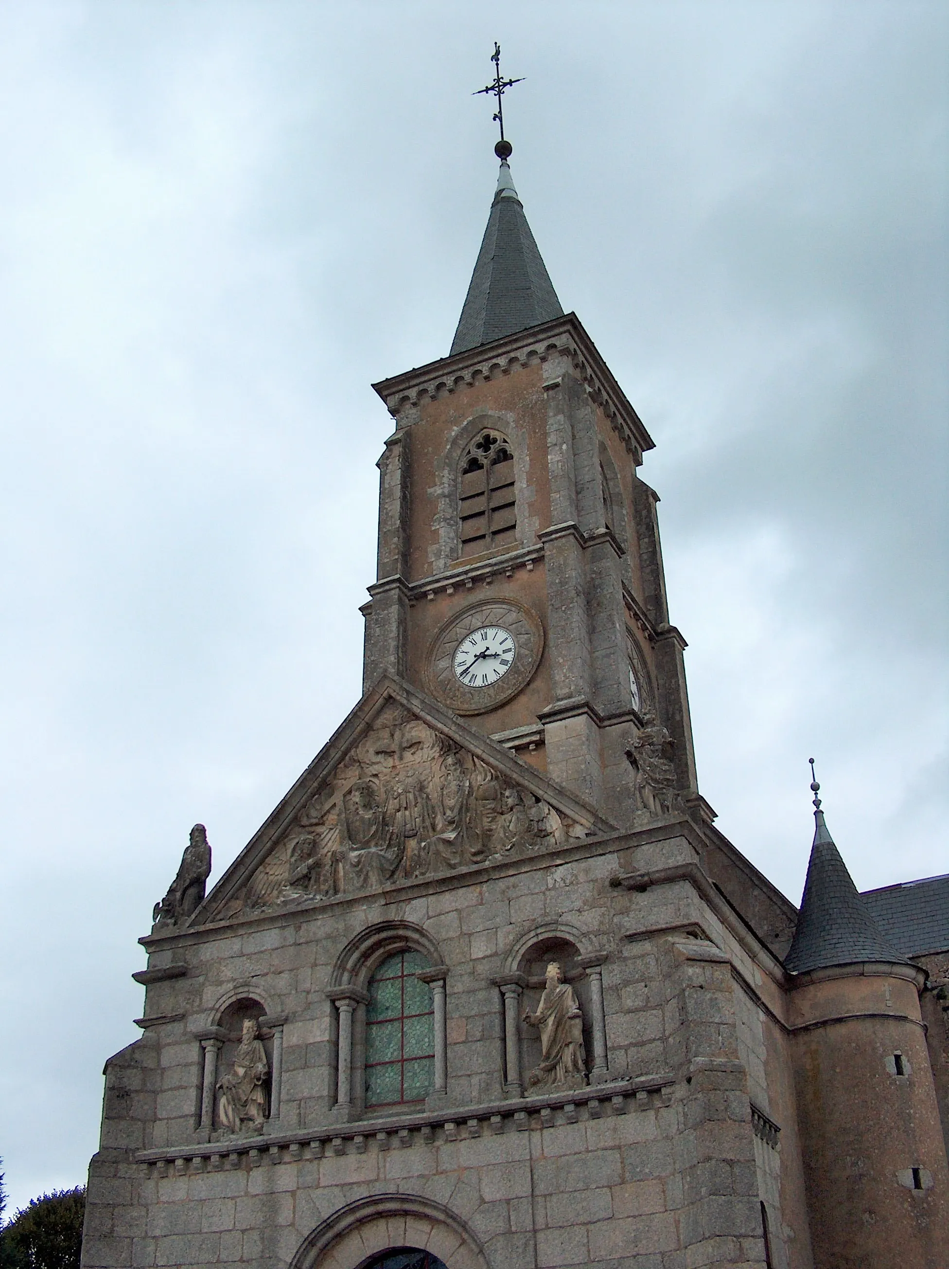 Photo showing: This building is indexed in the base Mérimée, a database of architectural heritage maintained by the French Ministry of Culture, under the reference PA00113796 .