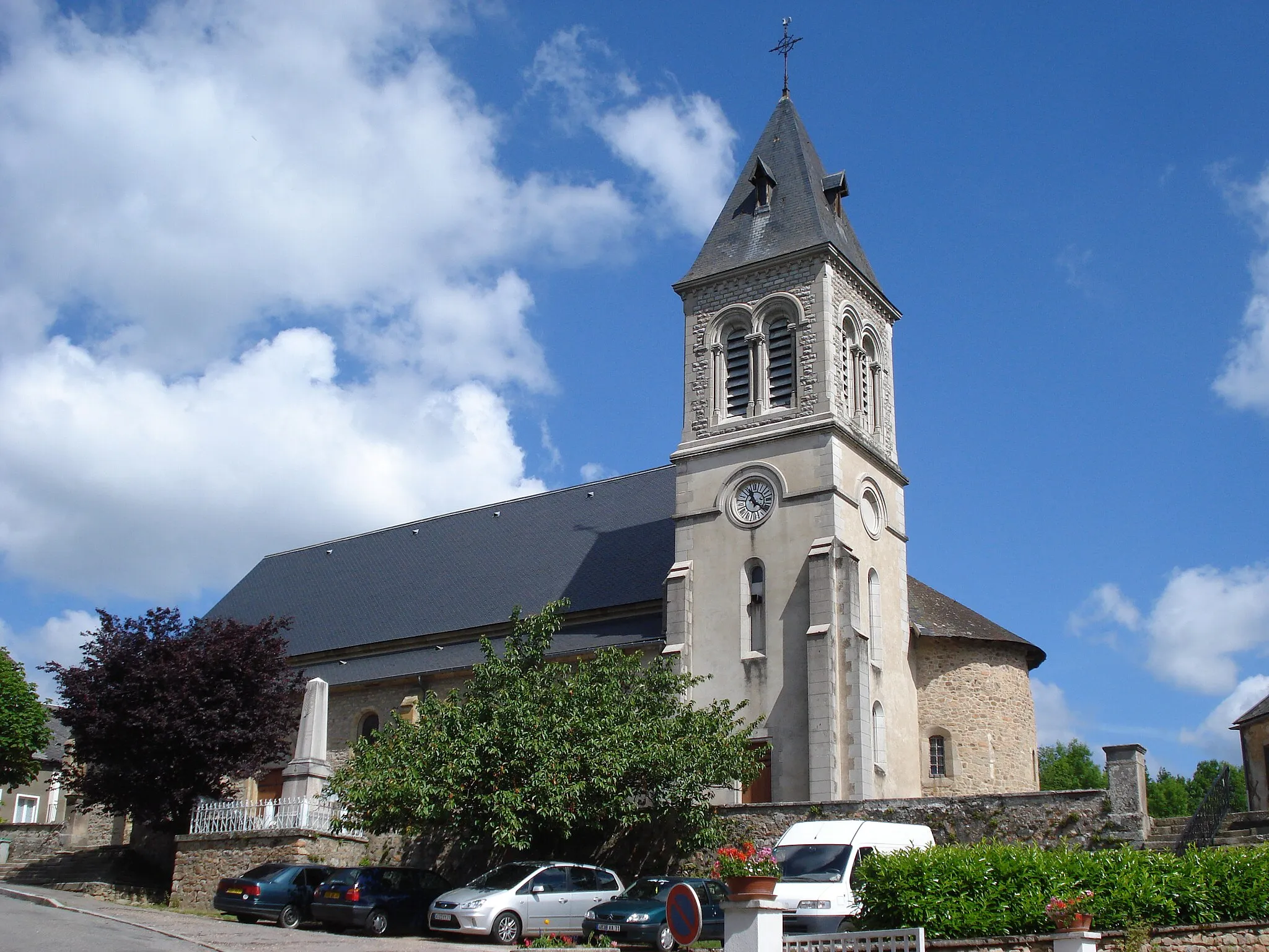 Photo showing: Anost (Saône-et-Loire, Fr), church.JPG