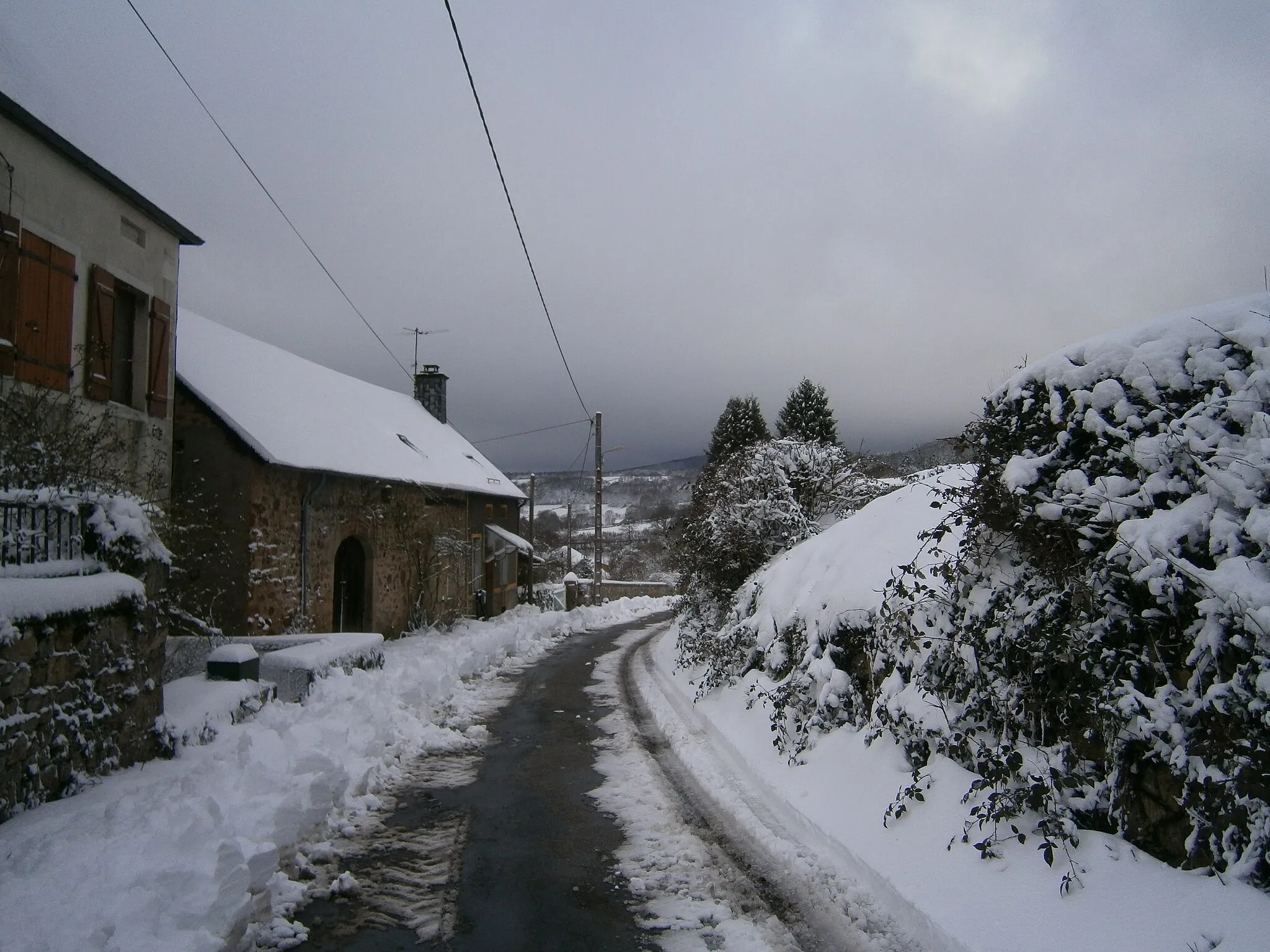 Photo showing: Street of la Cure (Anost), under the snow