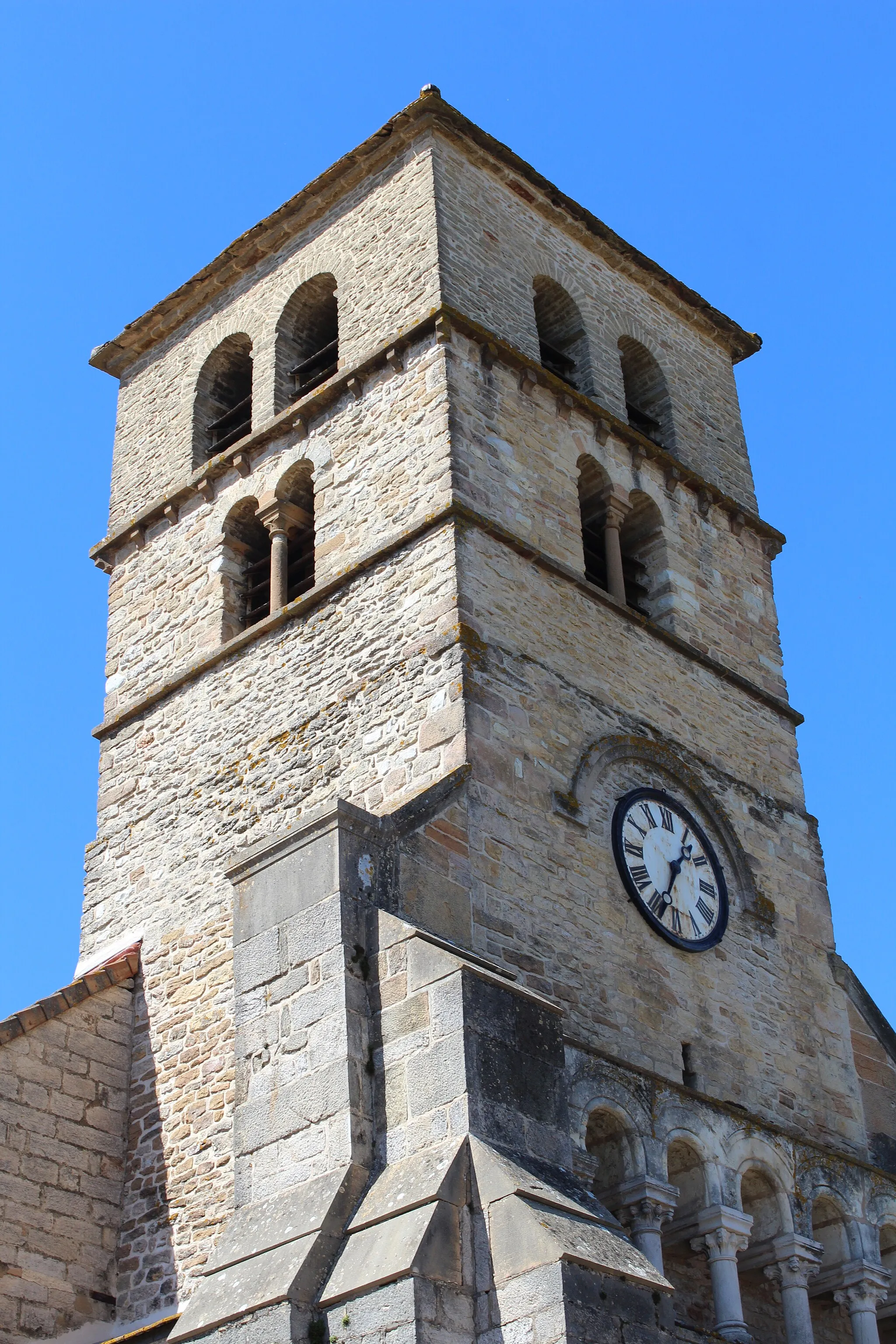 Photo showing: Église Saint-Julien de Davayé.
