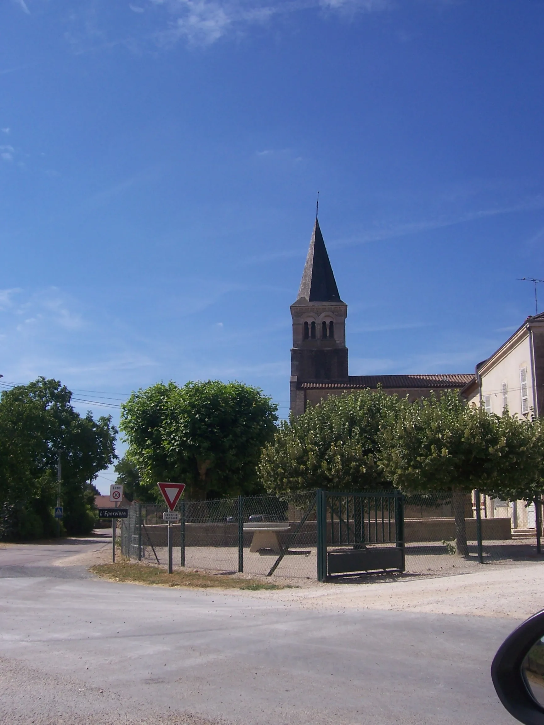 Photo showing: Eglise de Gigny-sur-Saône