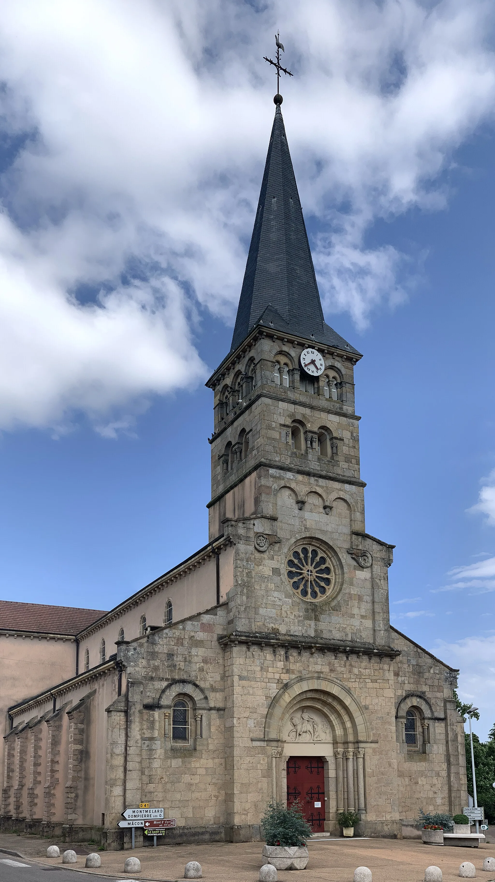 Photo showing: Église Saint-Martin de Gibles.
