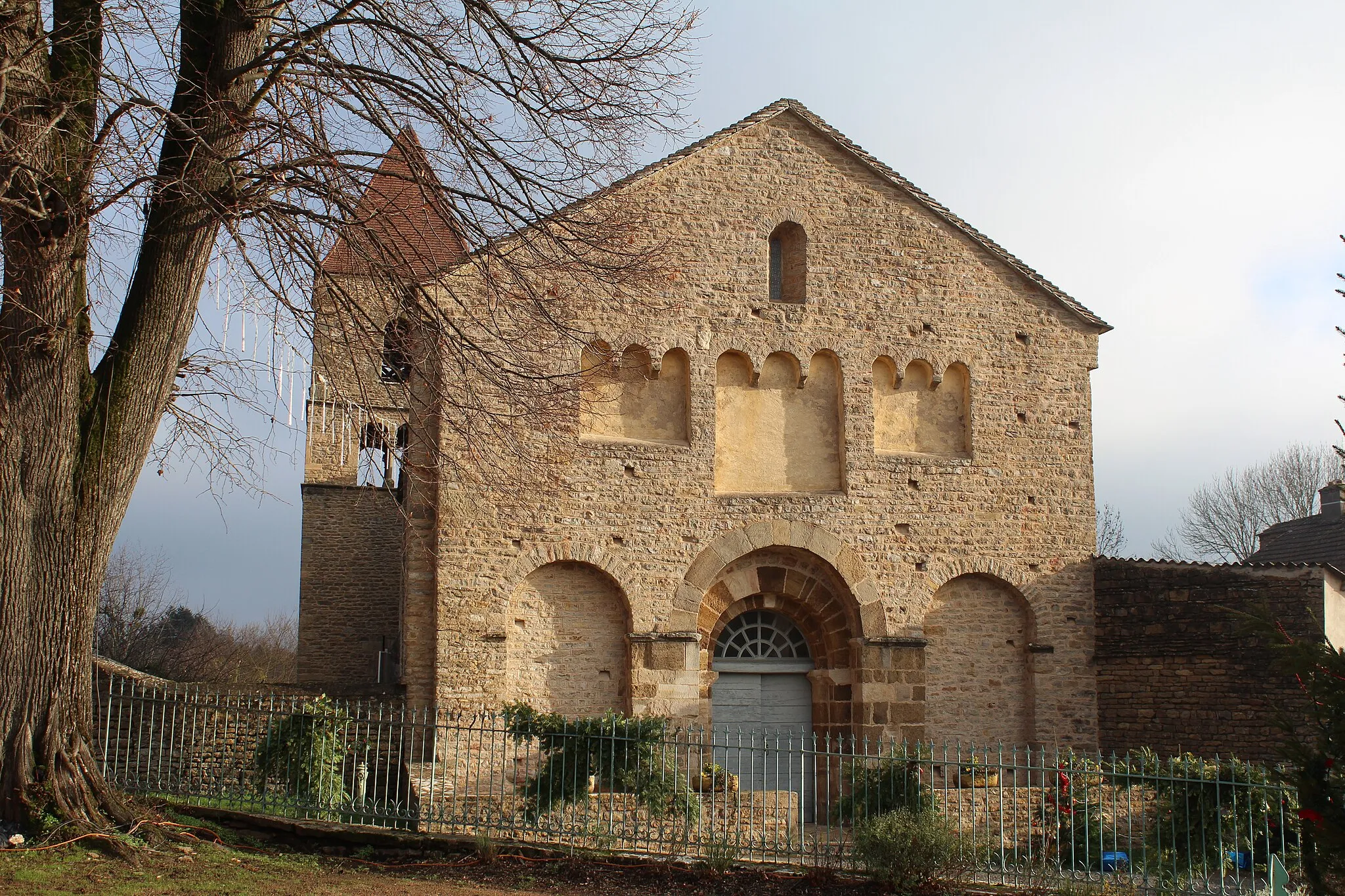 Photo showing: Église Saint-Valentin de Jalogny.