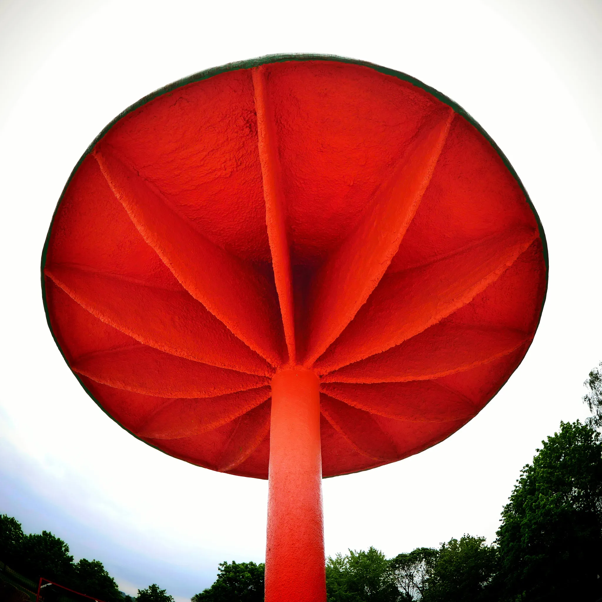 Photo showing: 500px provided description: Mangez Moi Day 135 [#red ,#concrete ,#mushroom]