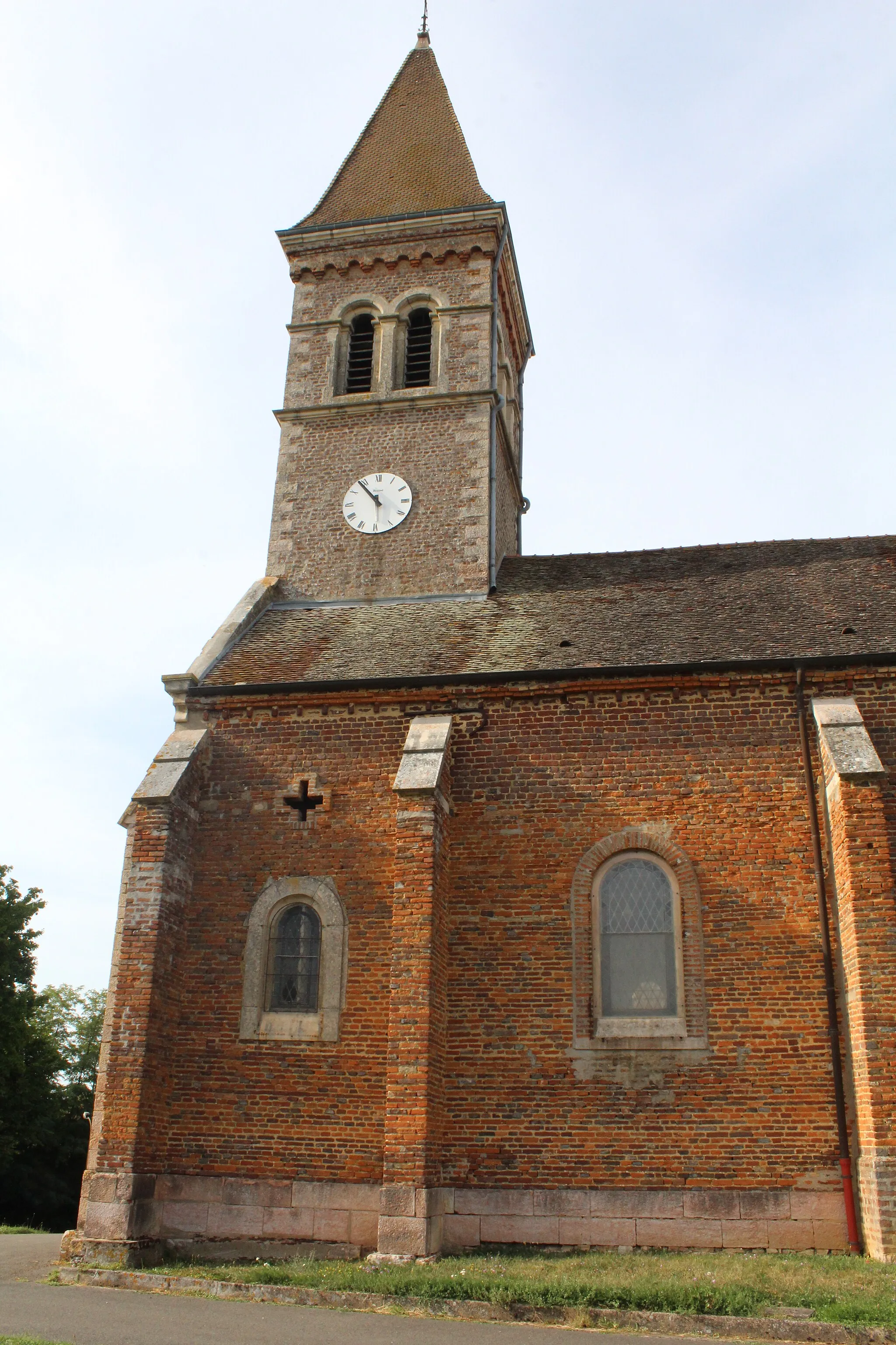 Photo showing: Église Saint-Thècle de La Chapelle-Thècle.