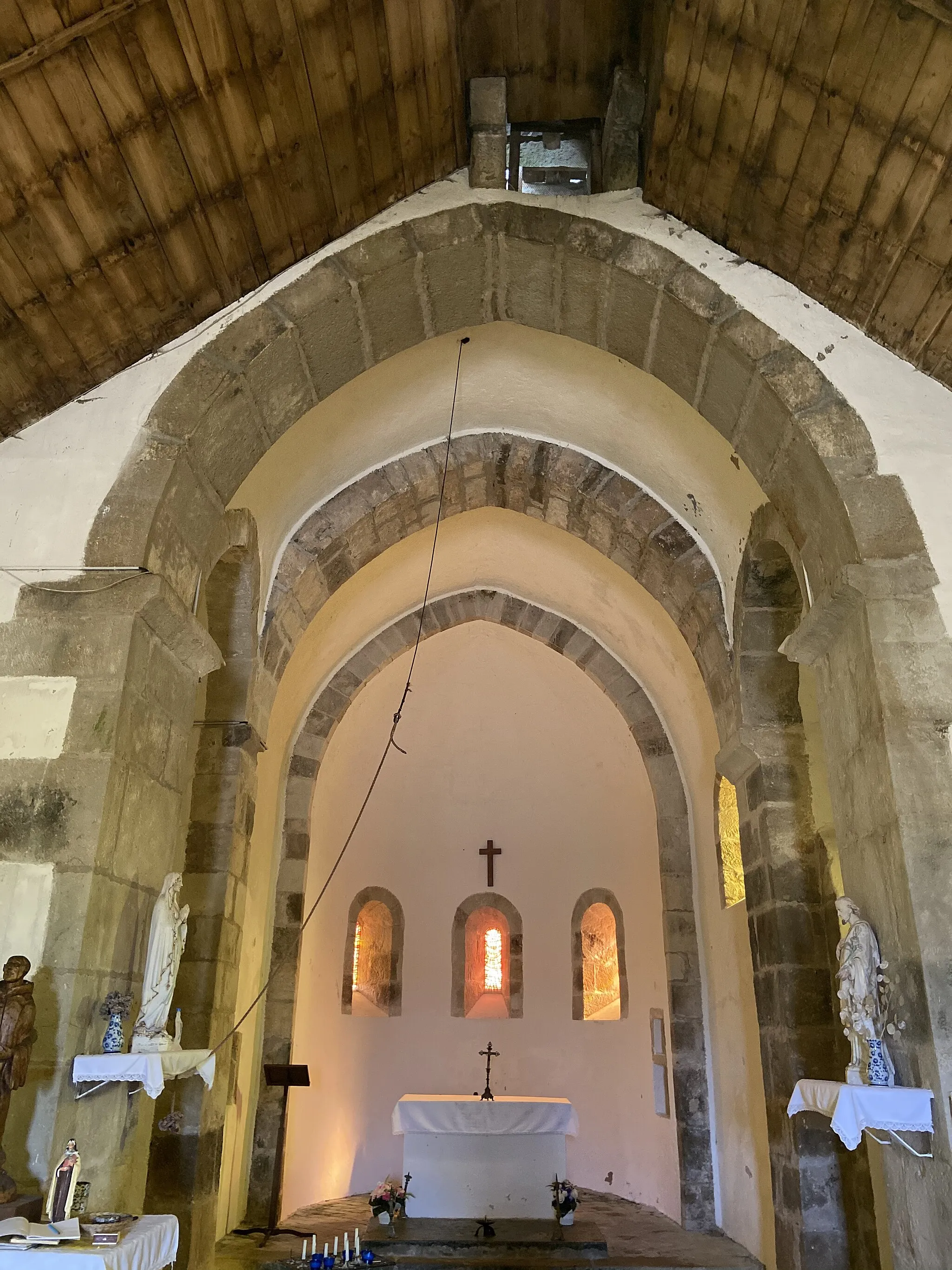 Photo showing: Chapelle de Saint-Quentin du Rousset Intérieur