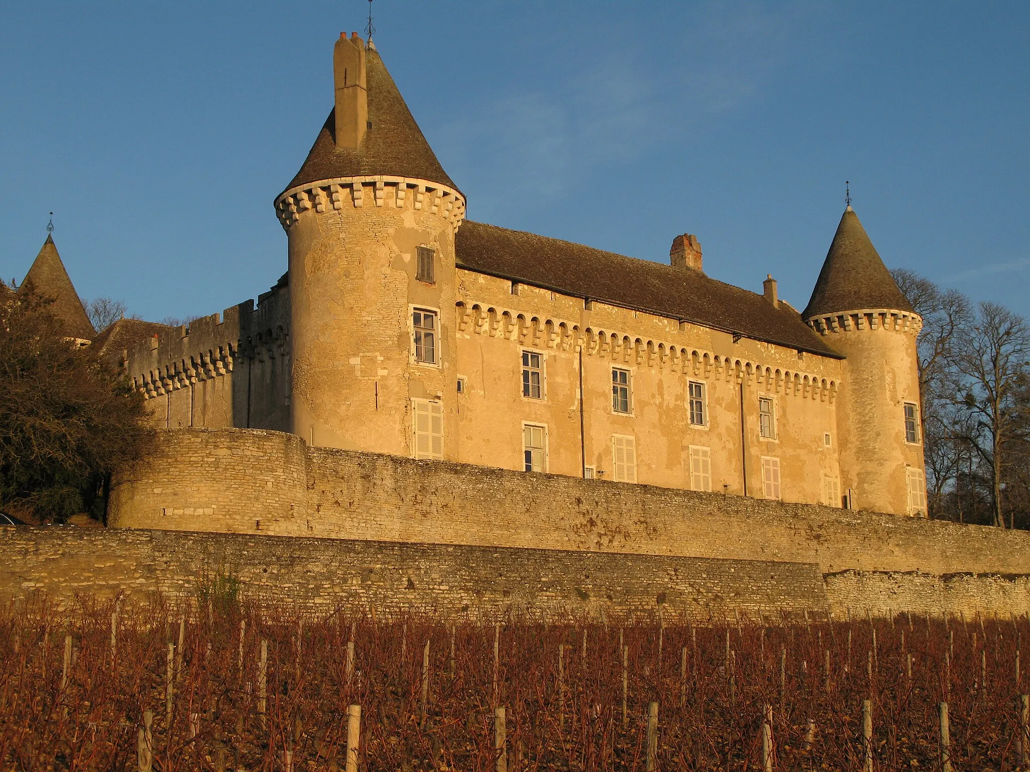 Photo showing: château de Rully