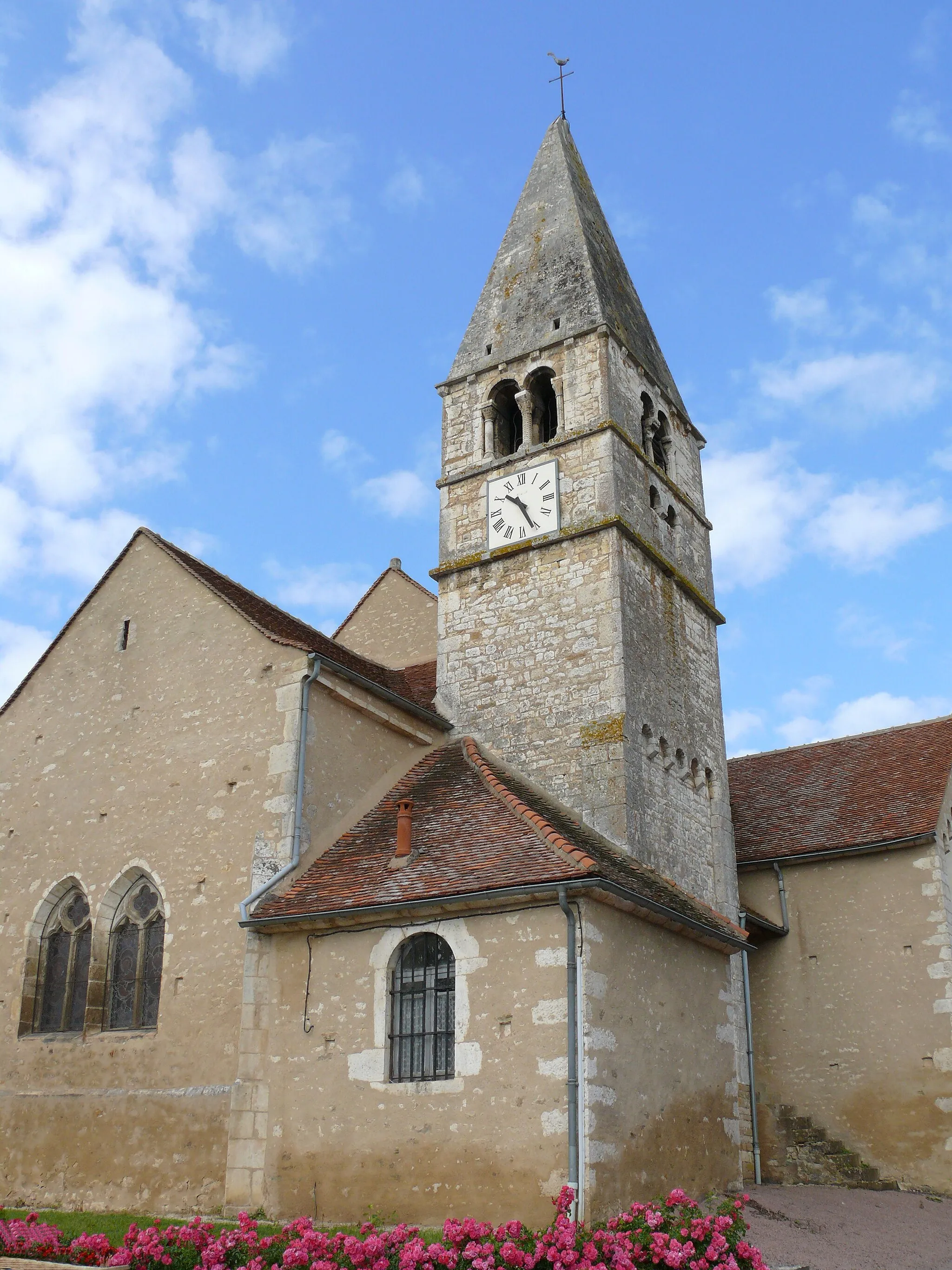 Photo showing: Saint-Boil - Eglise