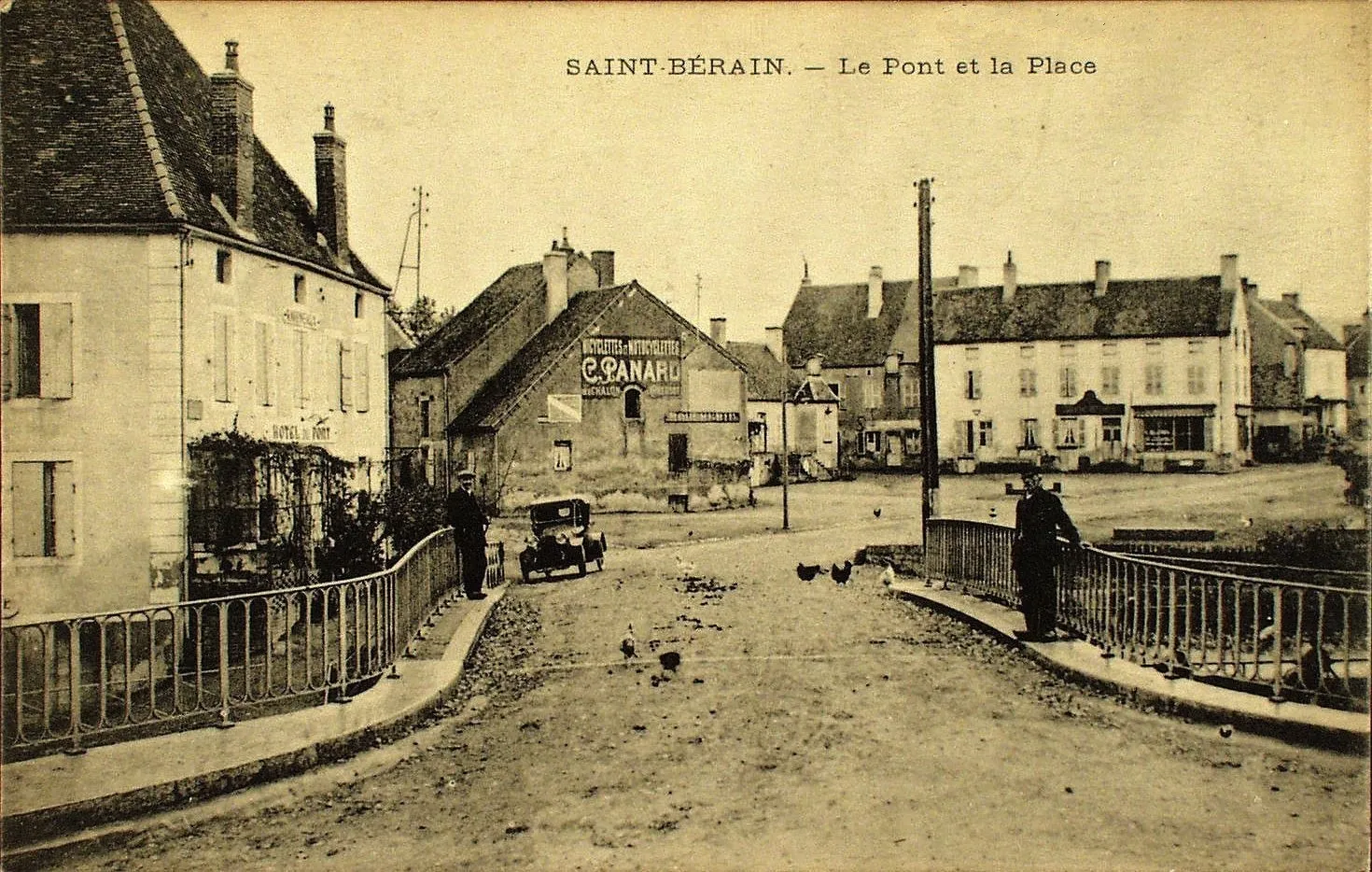 Photo showing: Carte postale du village vers 1920.