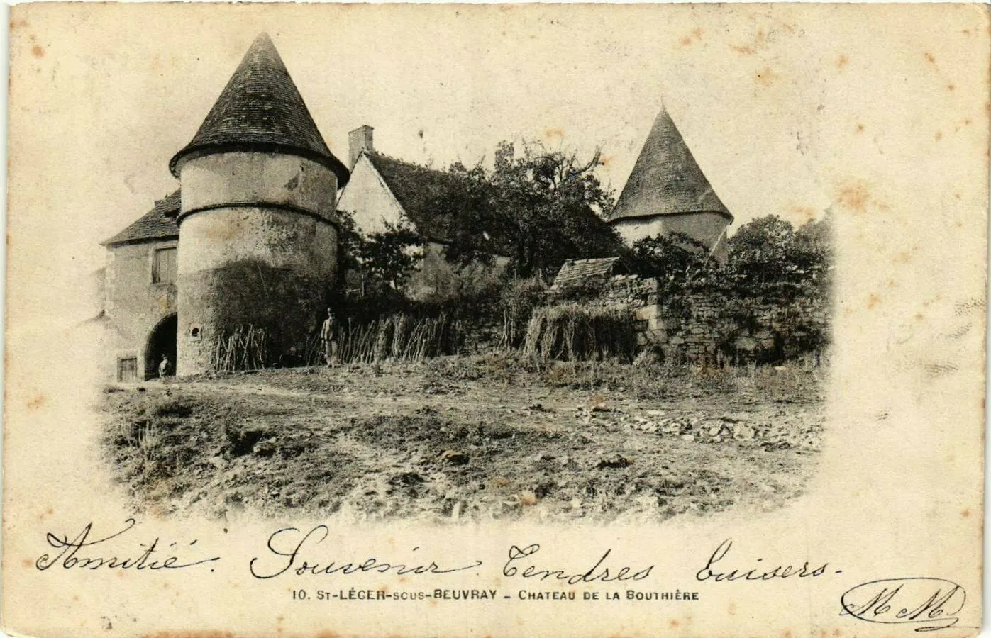Photo showing: La ferme du Château de la Bouthière de Saint-Léger-sous-Beuvray Saône-et-Loire