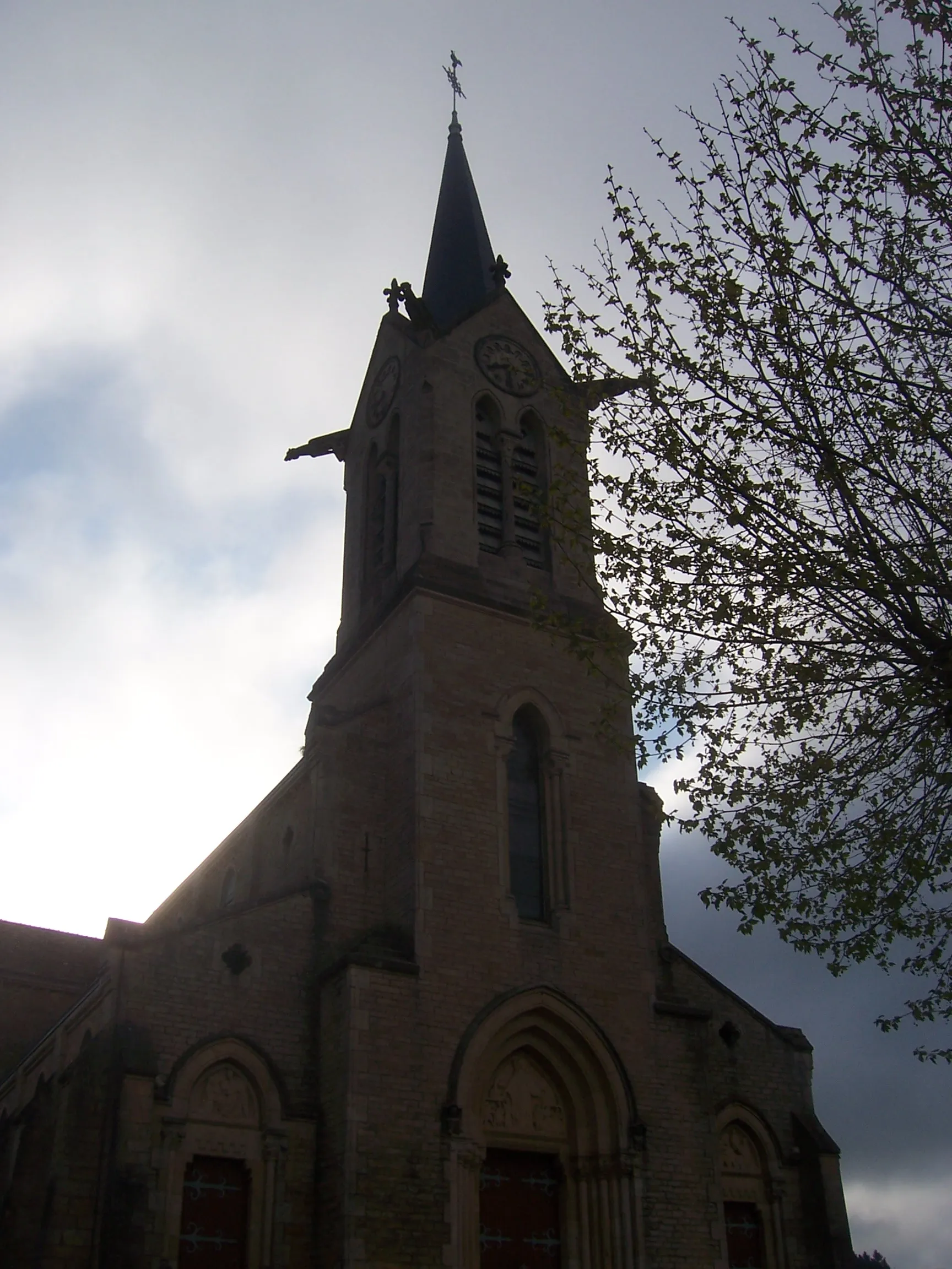 Photo showing: Eglise de Saint-Igny-de-Roche