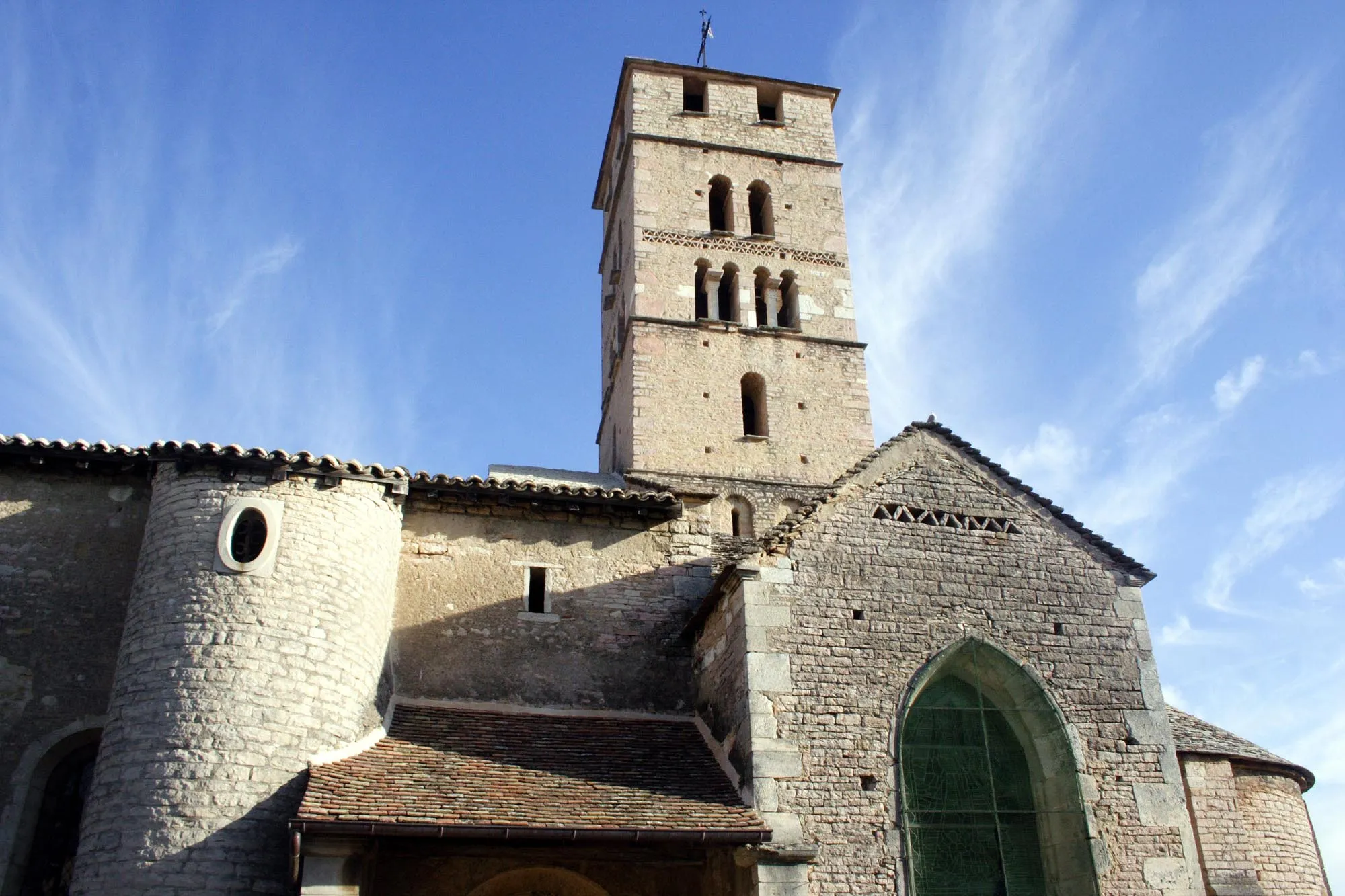 Photo showing: Église romane Saint-Pierre, Uchizy, Saône et Loire, Bourgogne, France