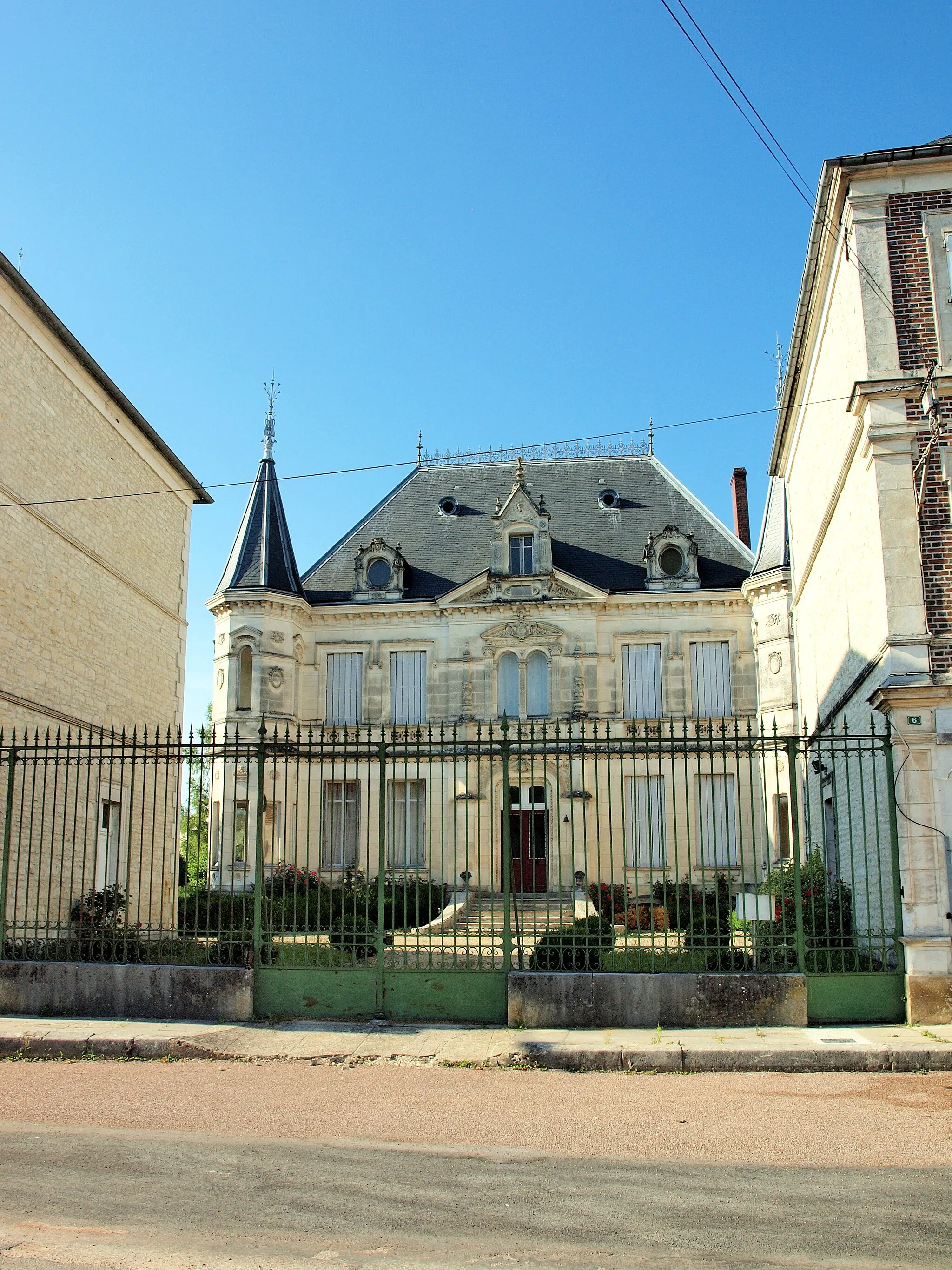 Photo showing: Égleny (Yonne, France)