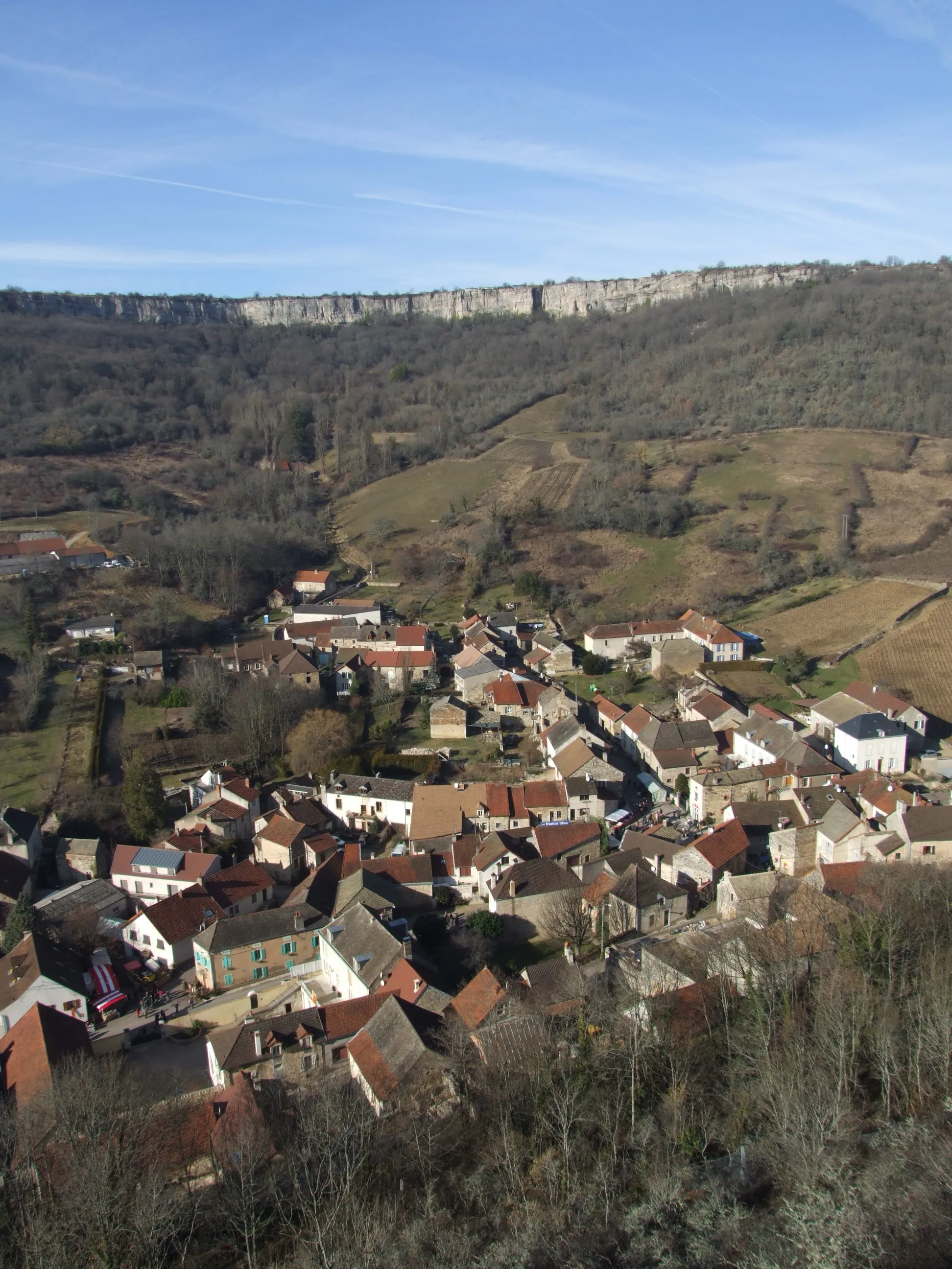 Photo showing: Saint-Romain, Côte-d'Or, Burgundy, FRANCE