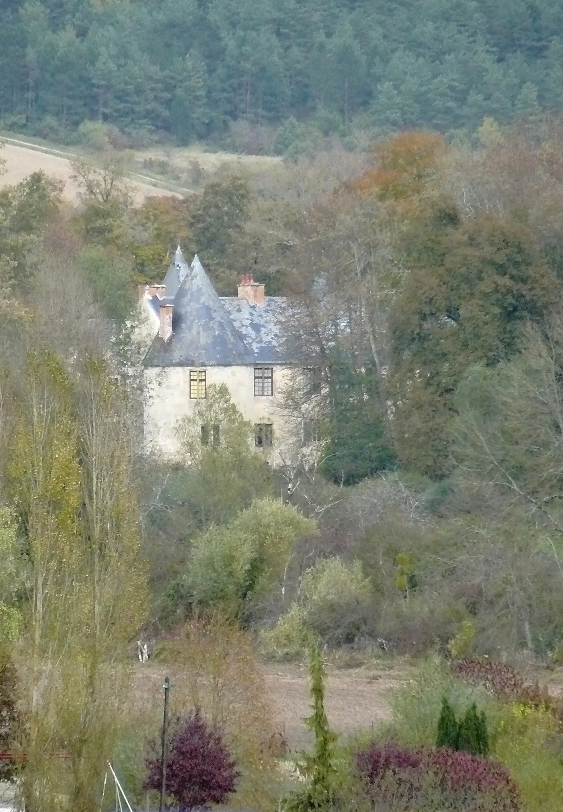 Photo showing: Le château d'Autricourt, vue vers l'Est. (propriété privée)