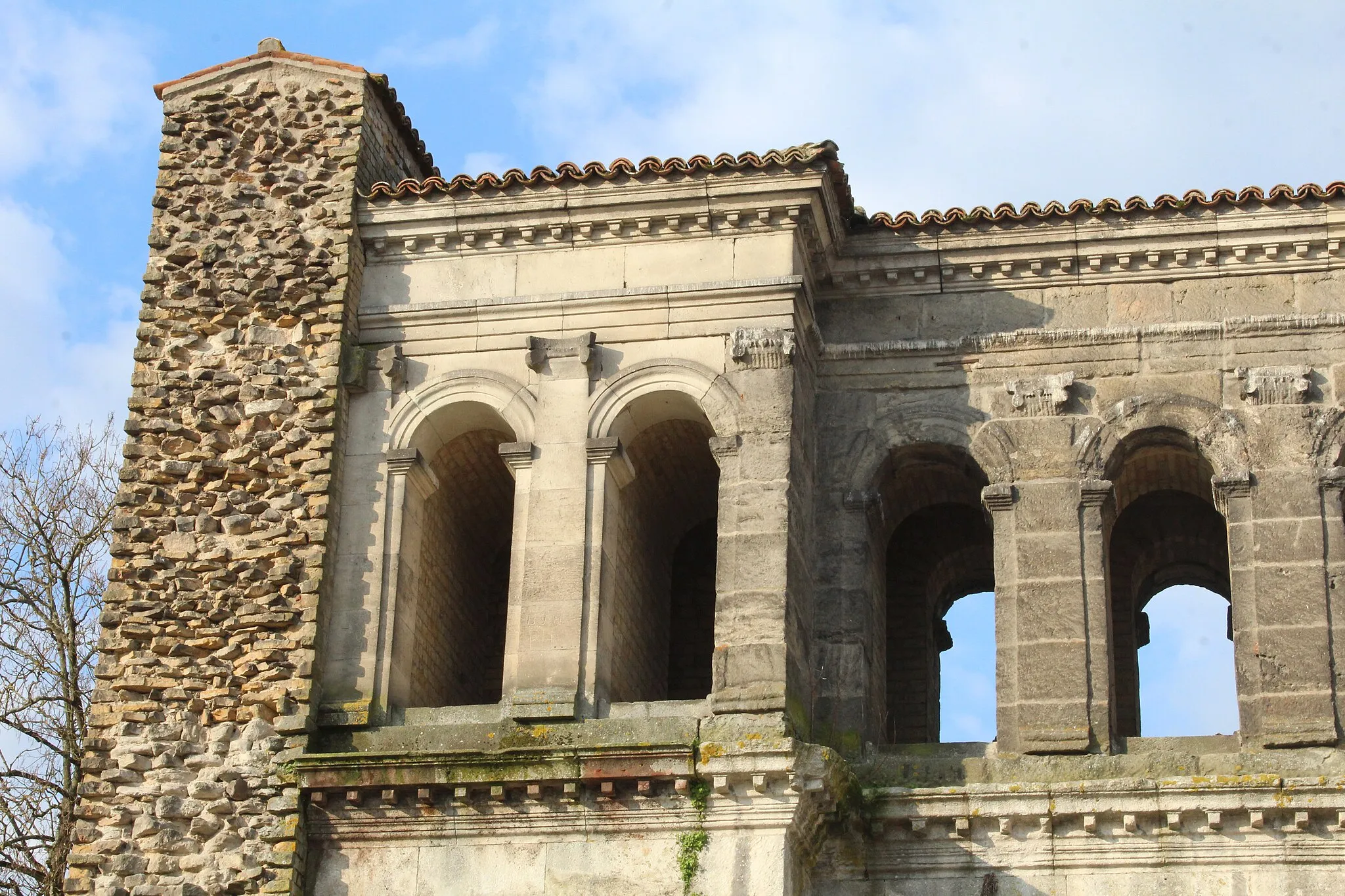 Photo showing: Porte Saint-André, Autun.