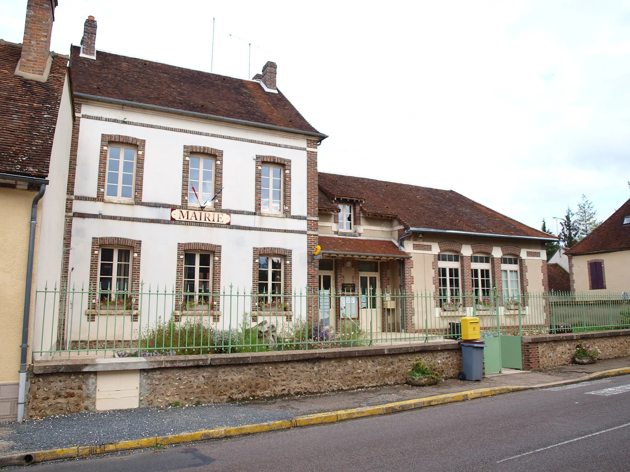 Photo showing: Mairie de Sépeaux (Yonne, France)