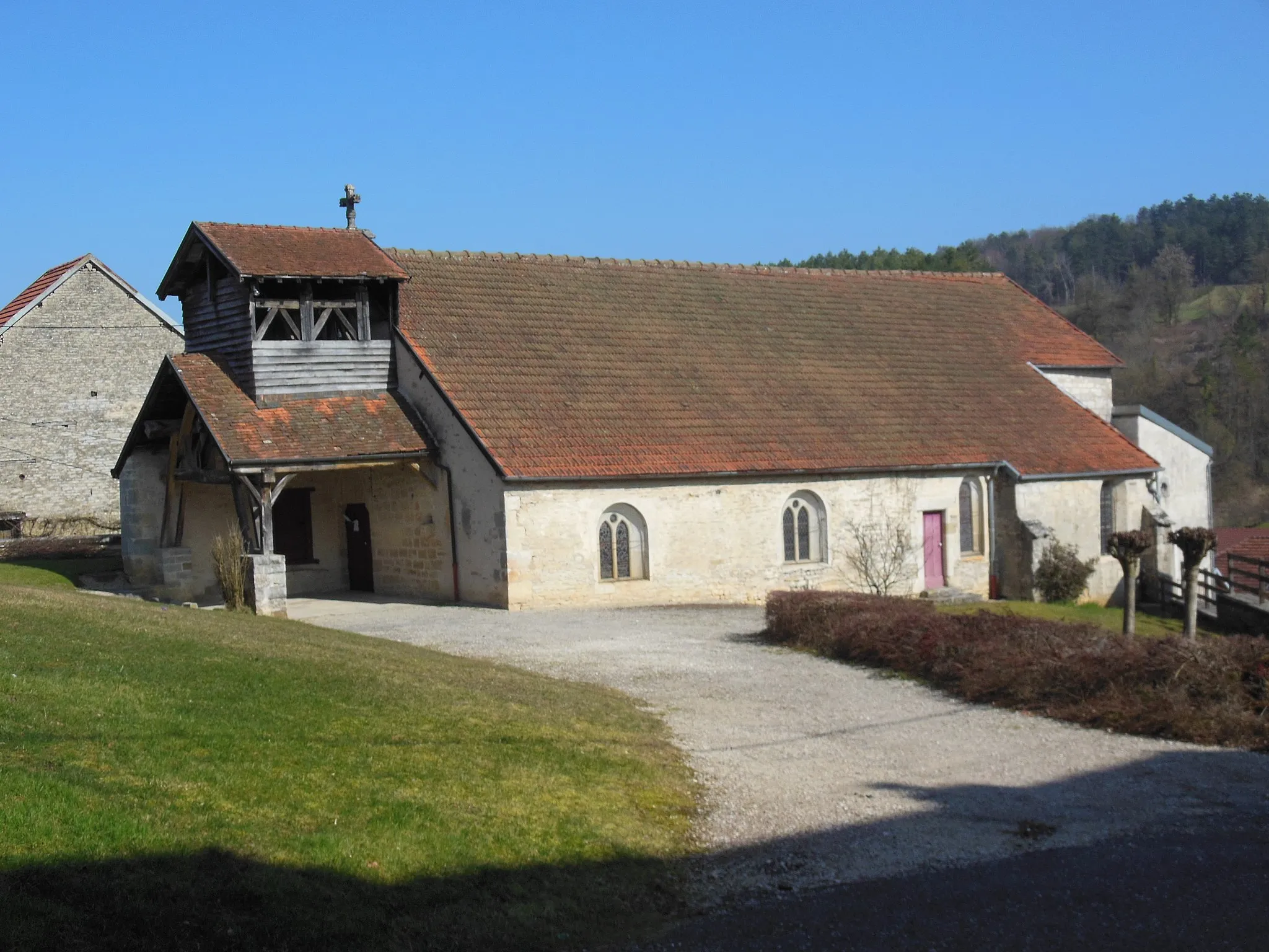 Photo showing: Photographie de l'église Saint-Mammès, à Rivière-les-Fosses (Haute-Marne).
