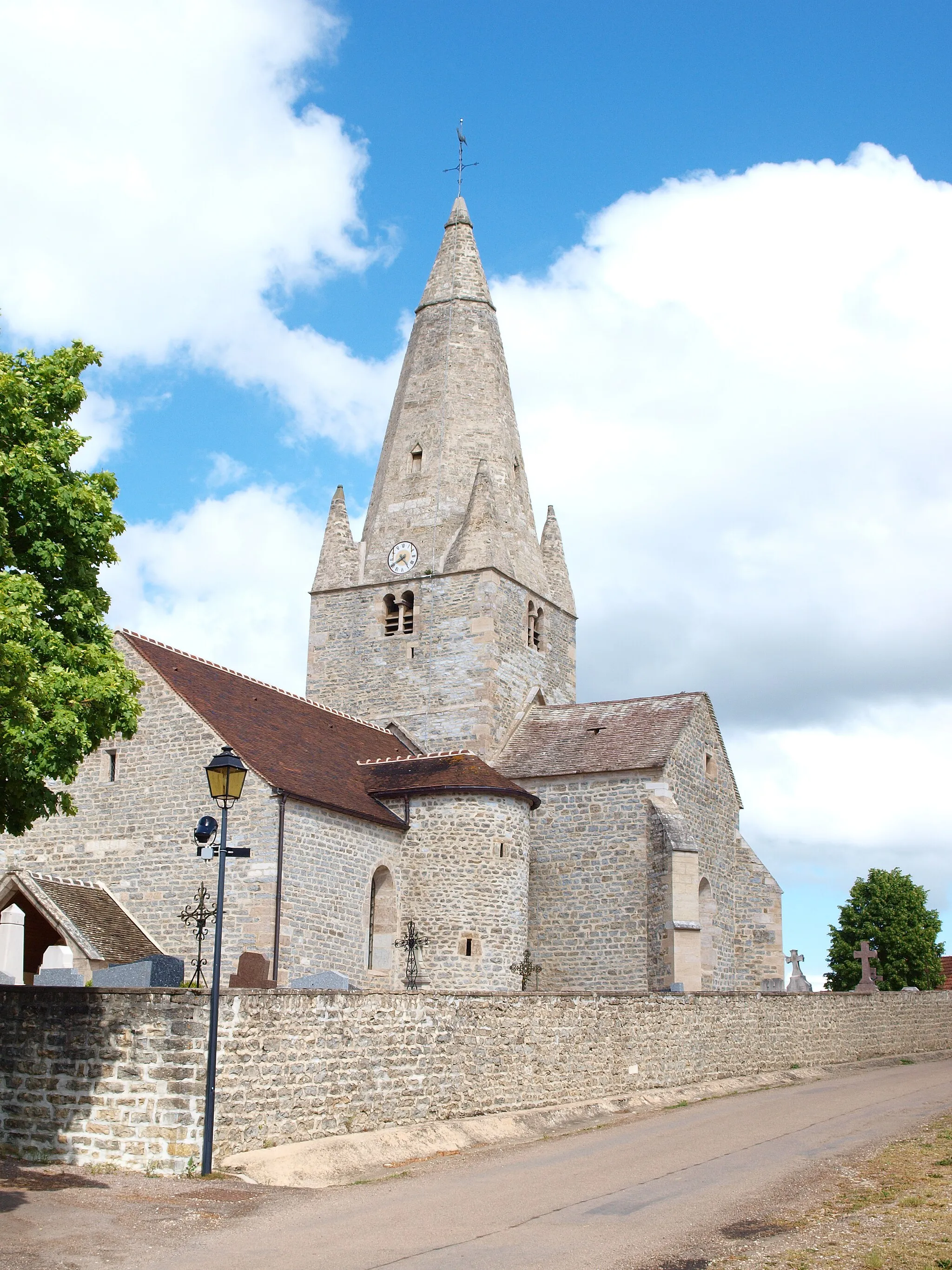 Photo showing: Église Saint-Maurice de Thoisy-le-Désert (Côte d'or, France) .