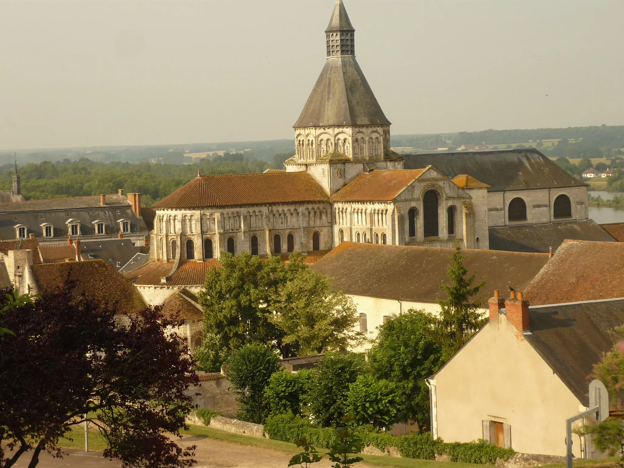 Photo showing: La Charite sur Loire