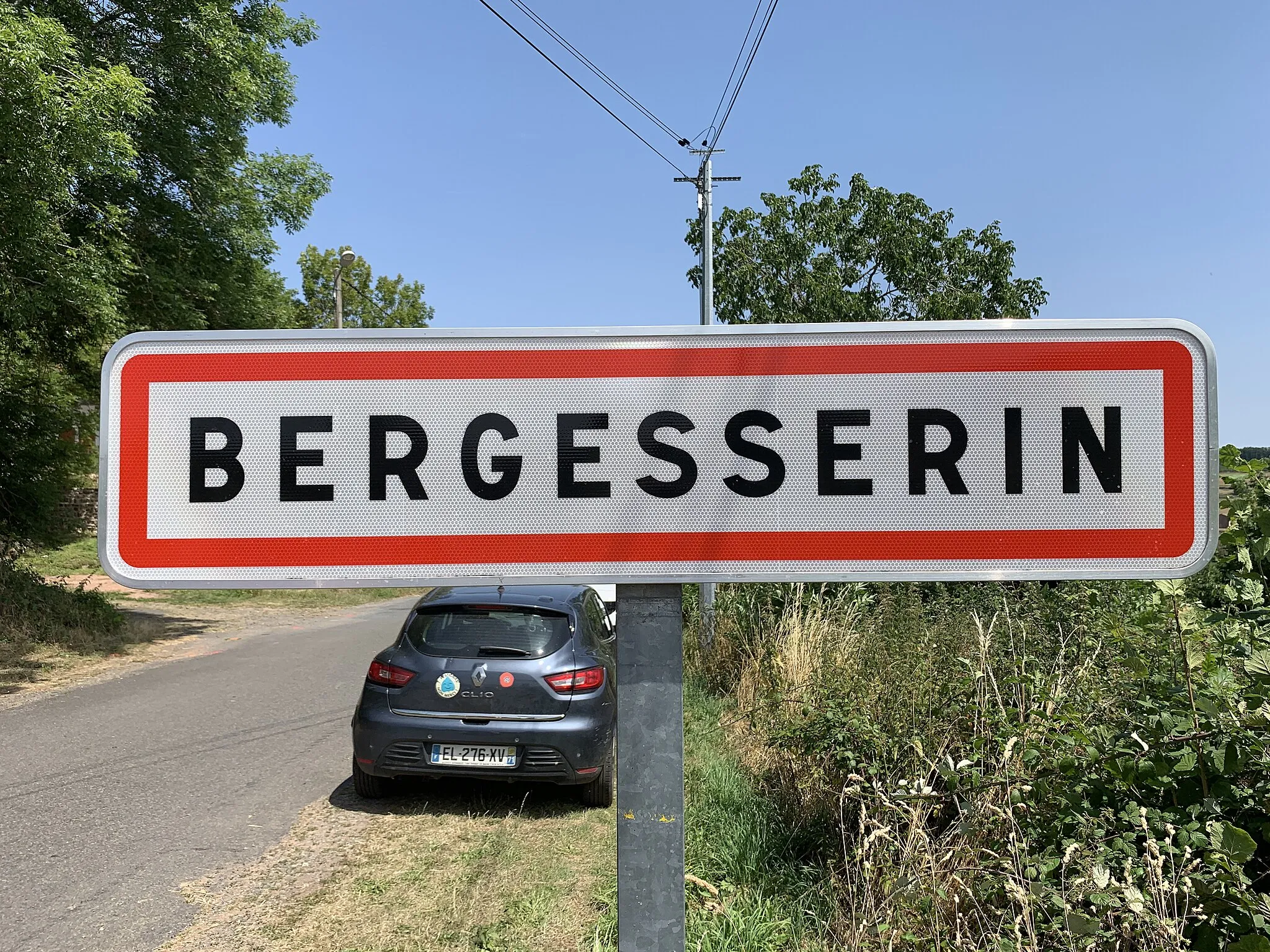 Photo showing: Panneau d'entrée dans Bergesserin.