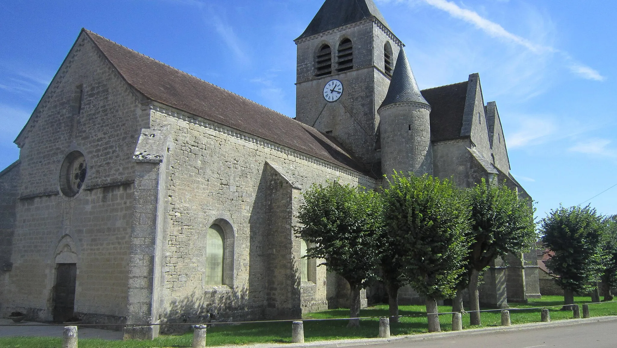 Photo showing: Eglise Saint-Pierre Saint-Paul de Nicey (Côte-d'Or)