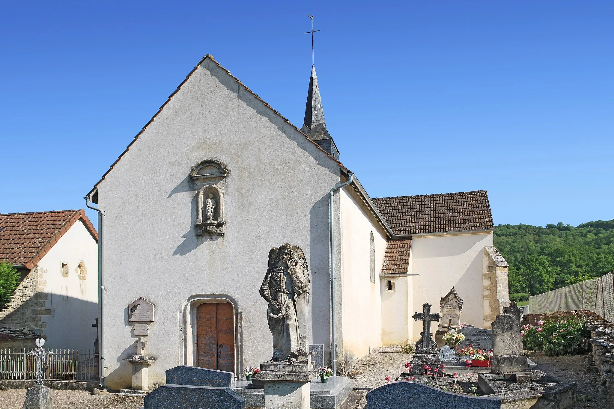 Photo showing: Église Saint-Bénigne de Cessey-lès-Vitteaux