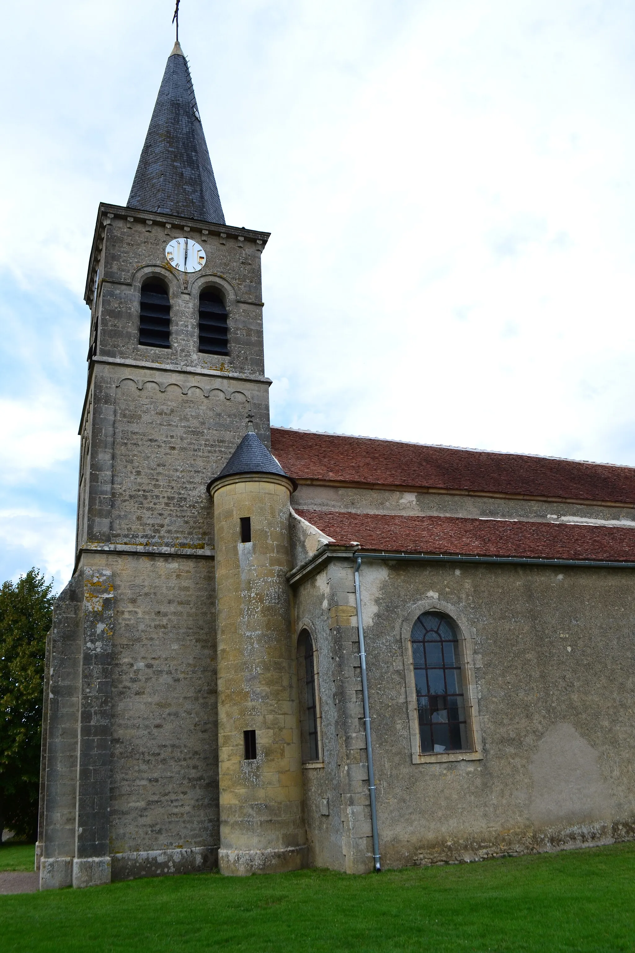 Photo showing: Eglise de Corvol-d'Embernard (Nièvre)