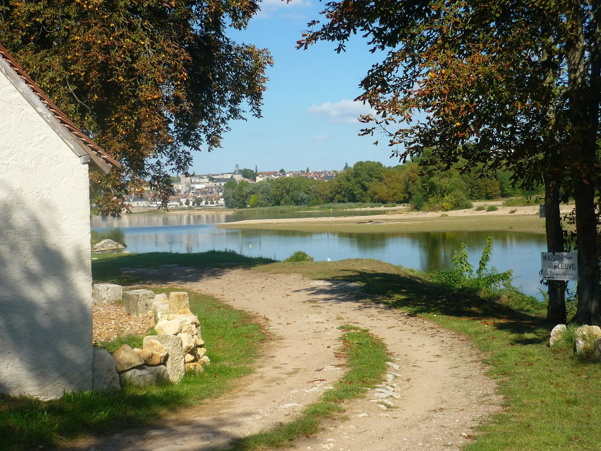 Photo showing: La Blancherie