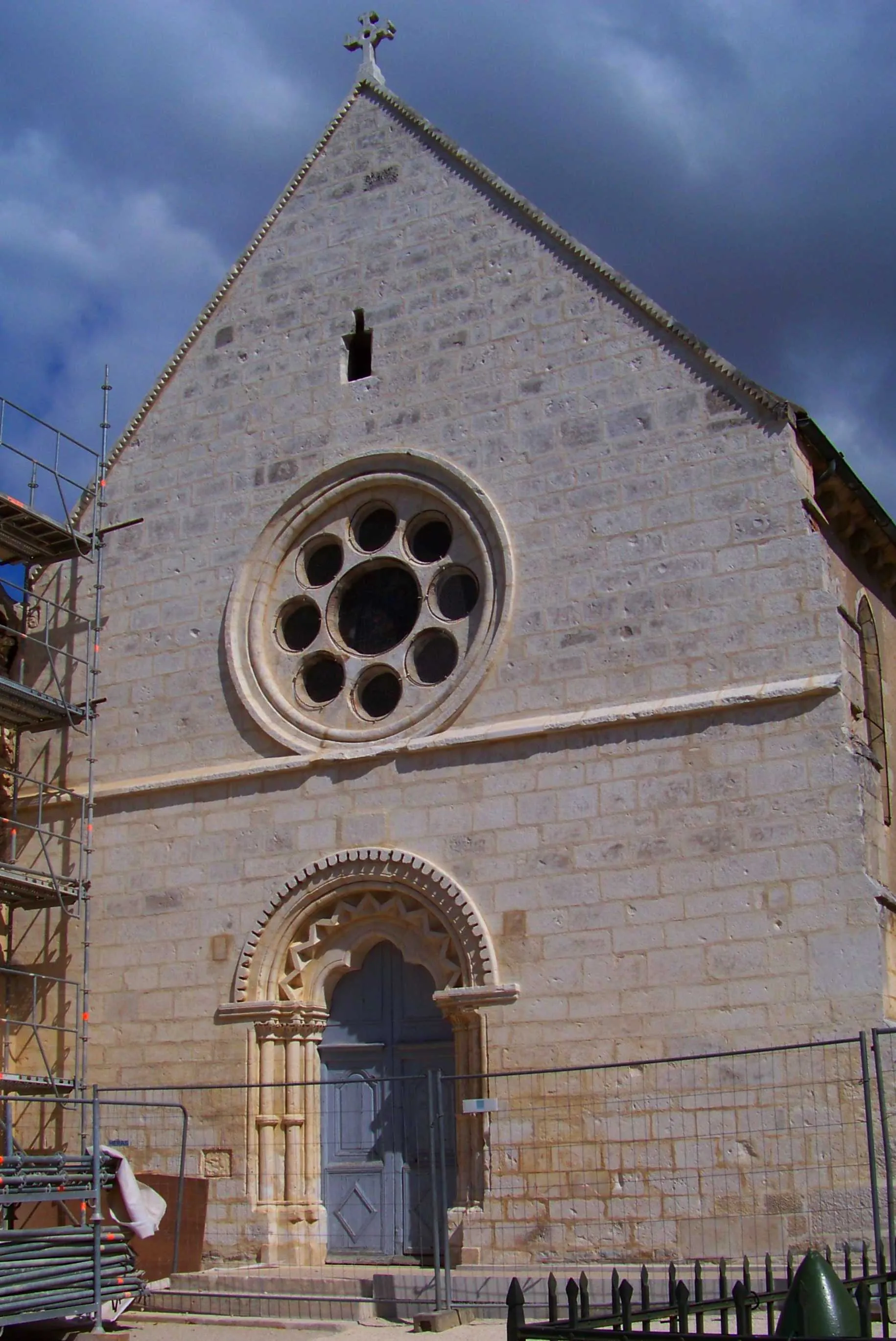 Photo showing: Église de Quenne, façade occidentale