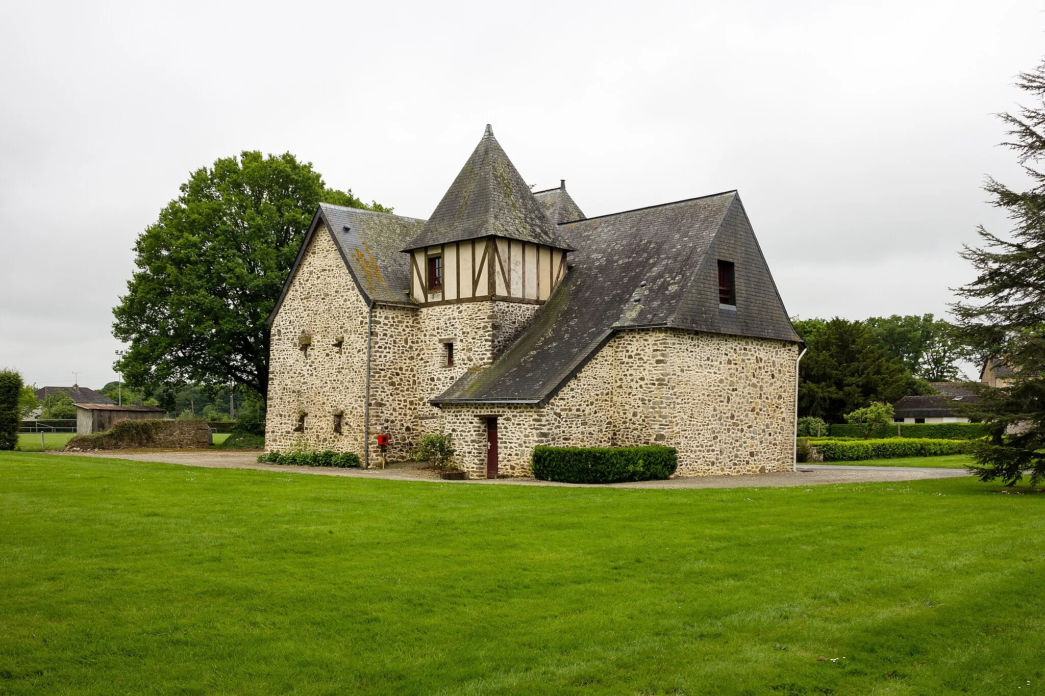 Photo showing: Le Prieuré à La Rouaudière (France).