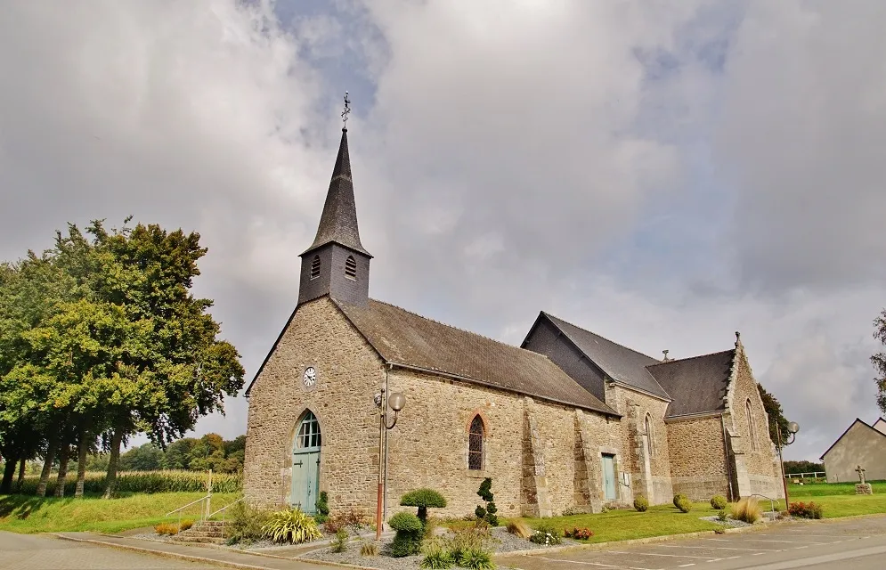 Photo showing: église Saint-Thurial