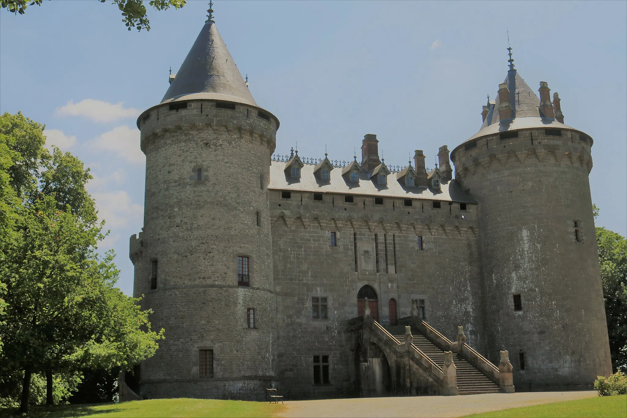 Photo showing: Façade nord du château de Combourg (Ille-et-Vilaine, France)