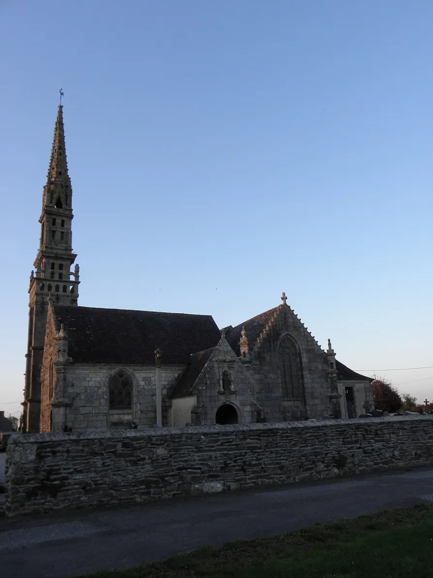 Photo showing: This building is inscrit au titre des monuments historiques de la France. It is indexed in the base Mérimée, a database of architectural heritage maintained by the French Ministry of Culture, under the reference PA00090070 .