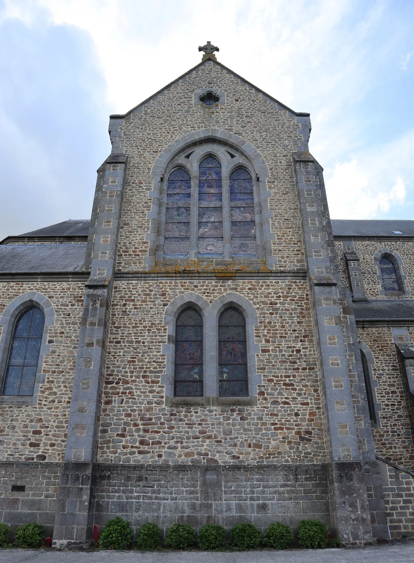 Photo showing: Église Saint-Martin et Saint-Samson de Bonnemain (35).