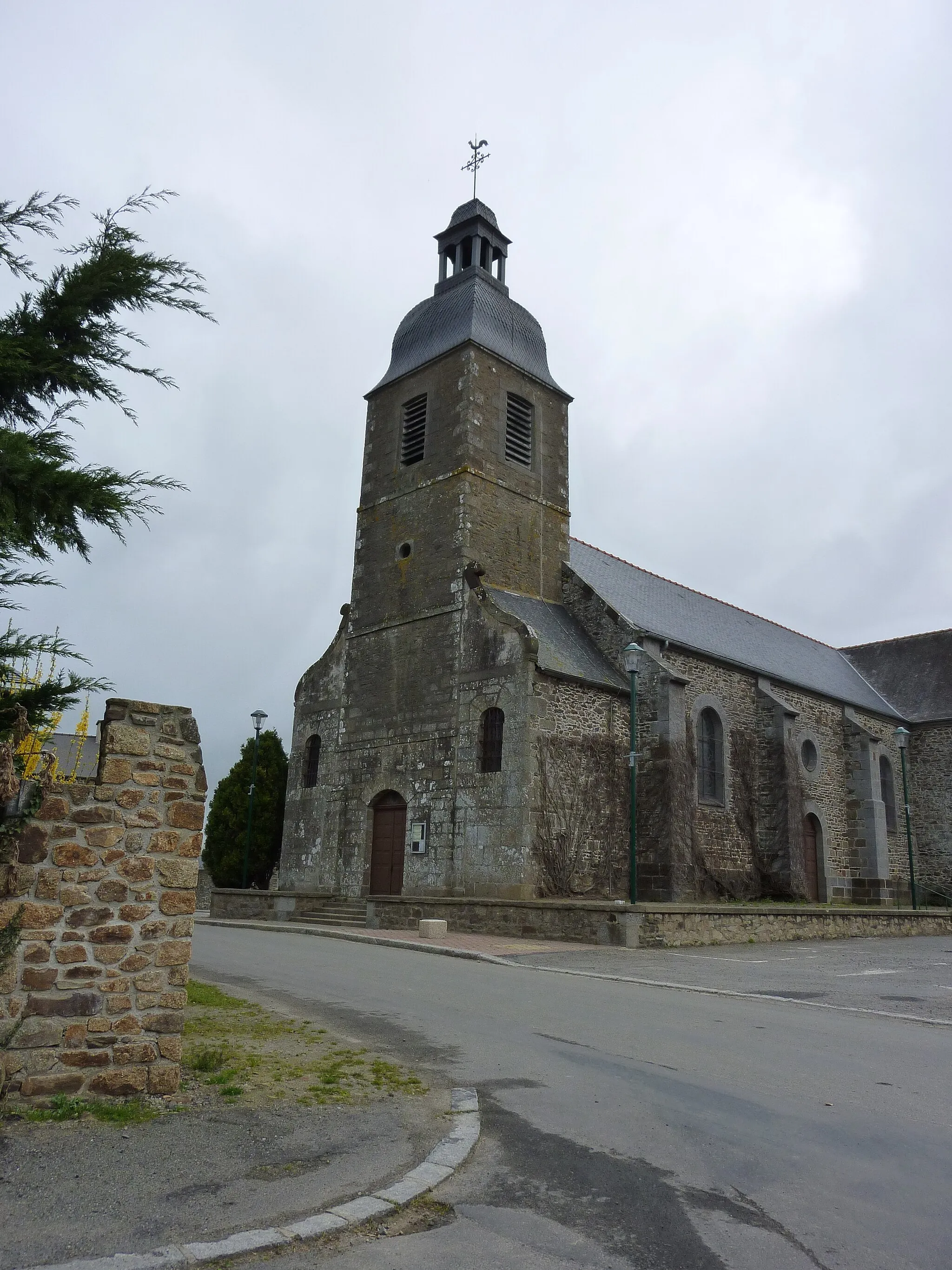 Photo showing: L'église Saint-Martin de Baguer-Pican.