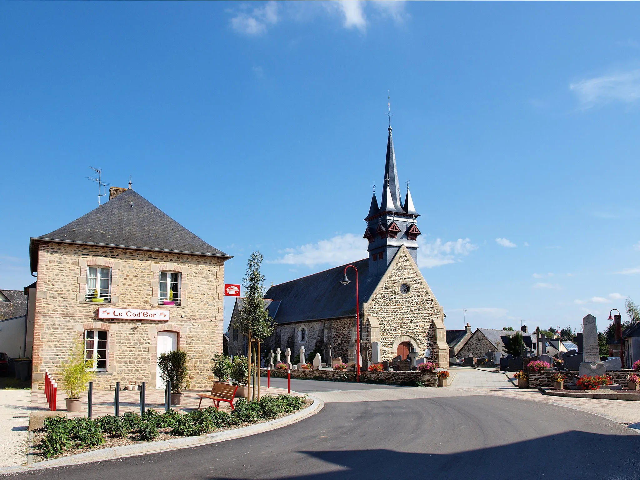 Photo showing: Cornillé (Ille-et-Vilaine ; France) centre du village