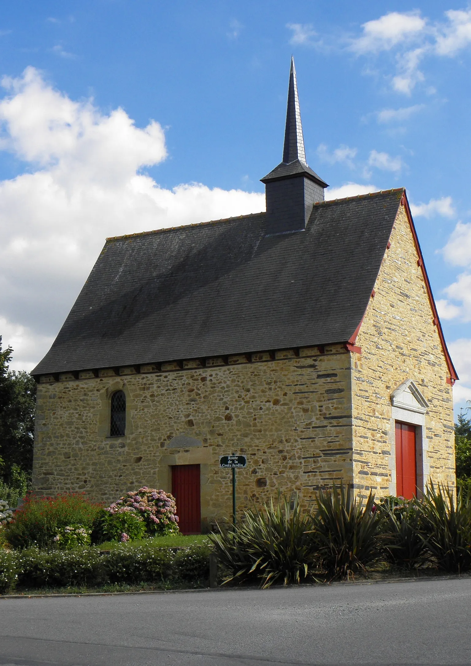 Photo showing: Chapelle Saint-Marc et Saint-Marcoul de Chancé (35).