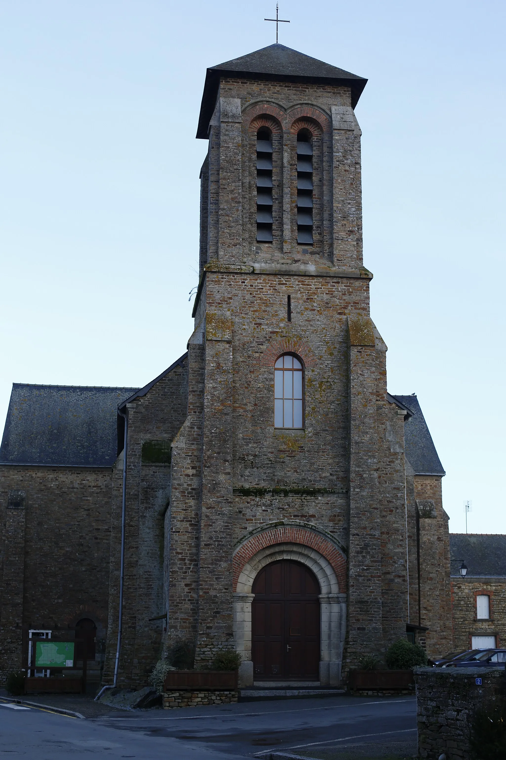 Photo showing: This building is indexed in the base Mérimée, a database of architectural heritage maintained by the French Ministry of Culture, under the reference IA00007694 .