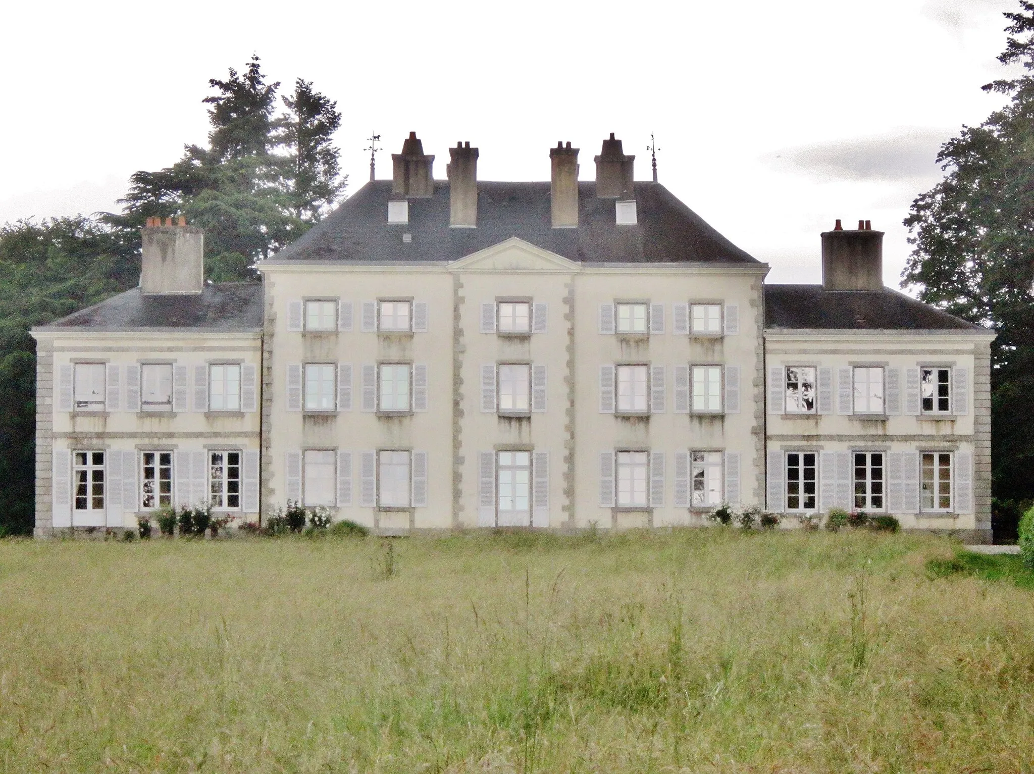 Photo showing: Le château de Kerlivio ː la façade.