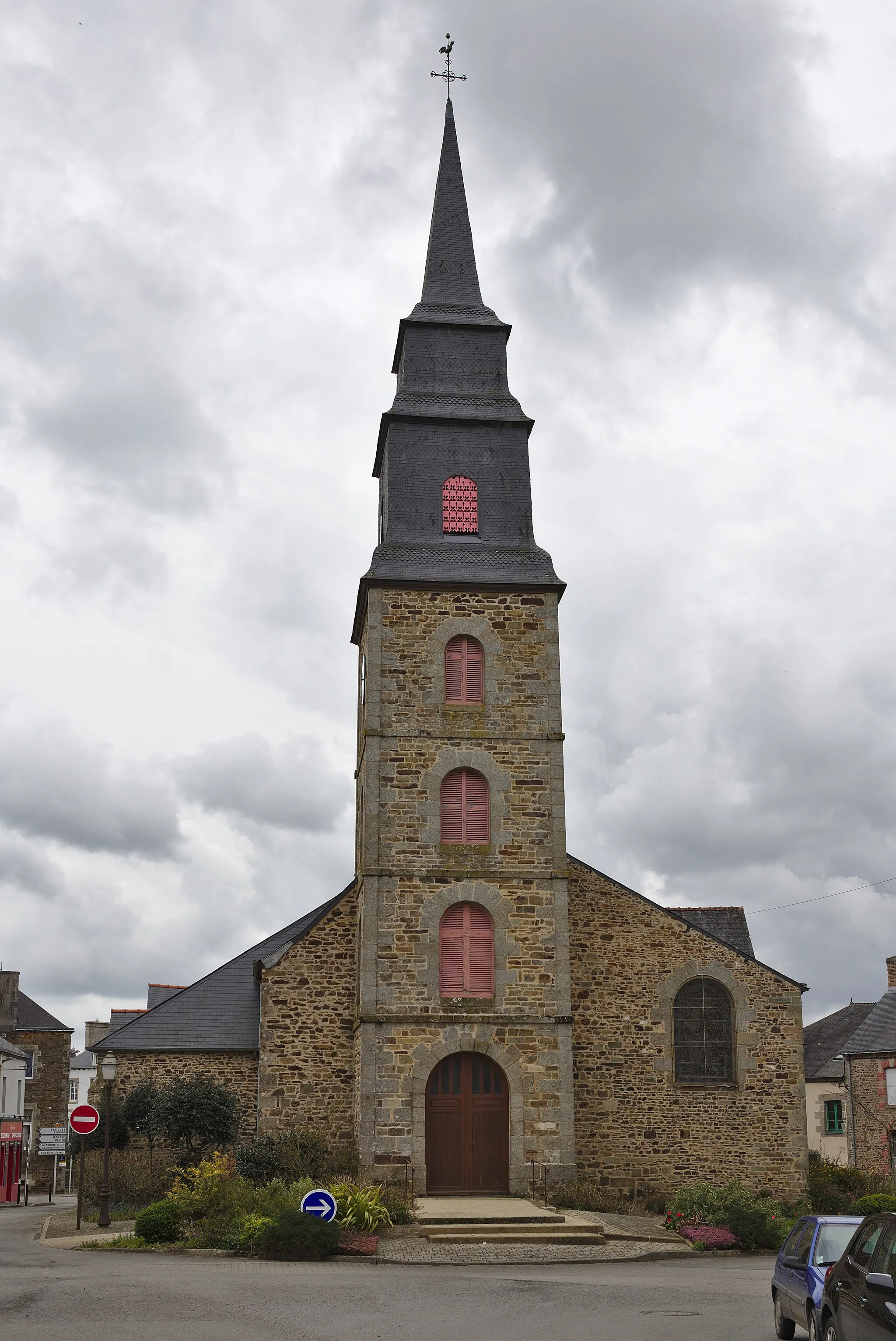 Photo showing: Église Saint-Pierre-et-Saint-Paul de Guilliers.