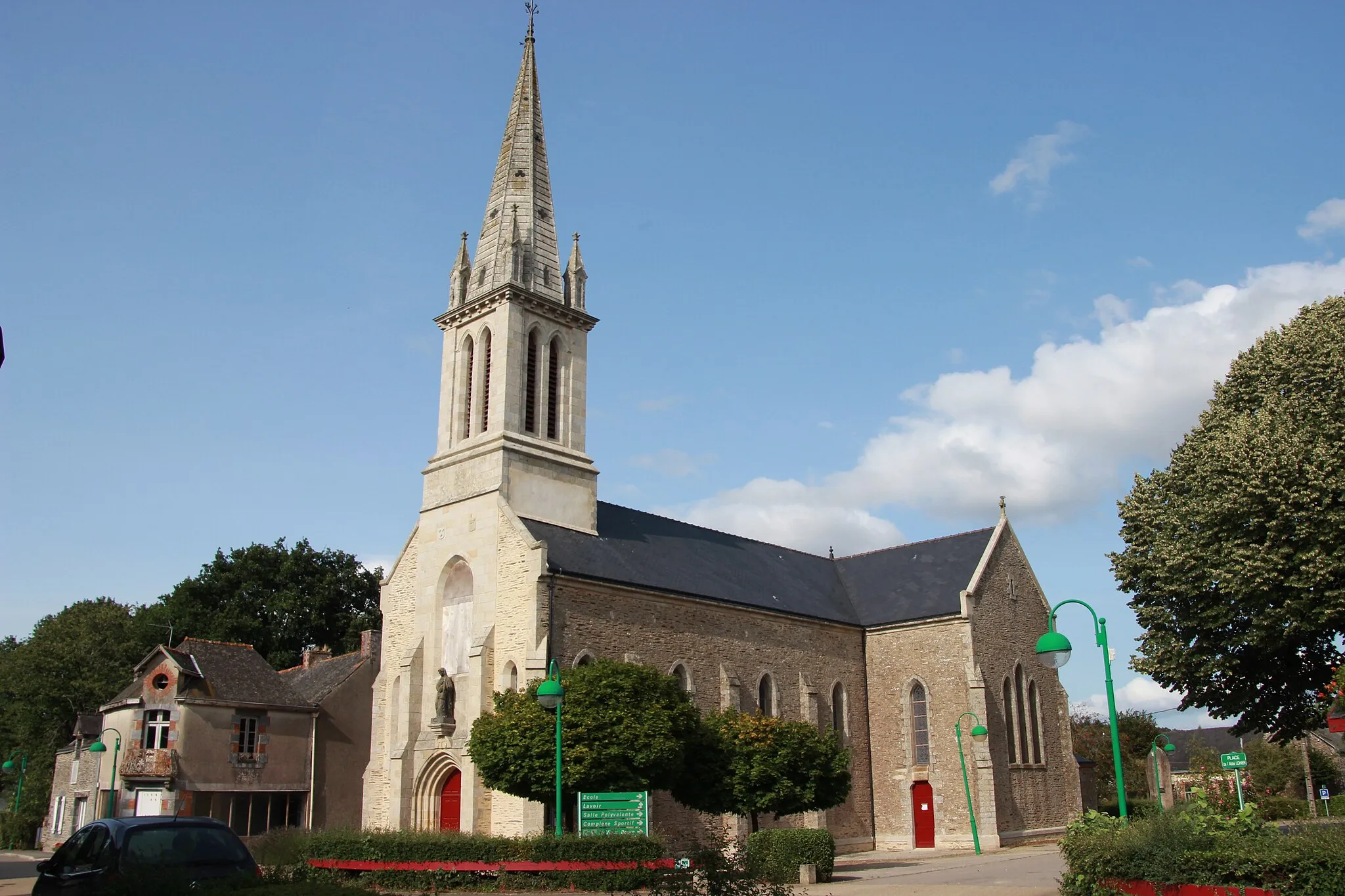 Photo showing: église Sainte-Zéphirine de Tréal