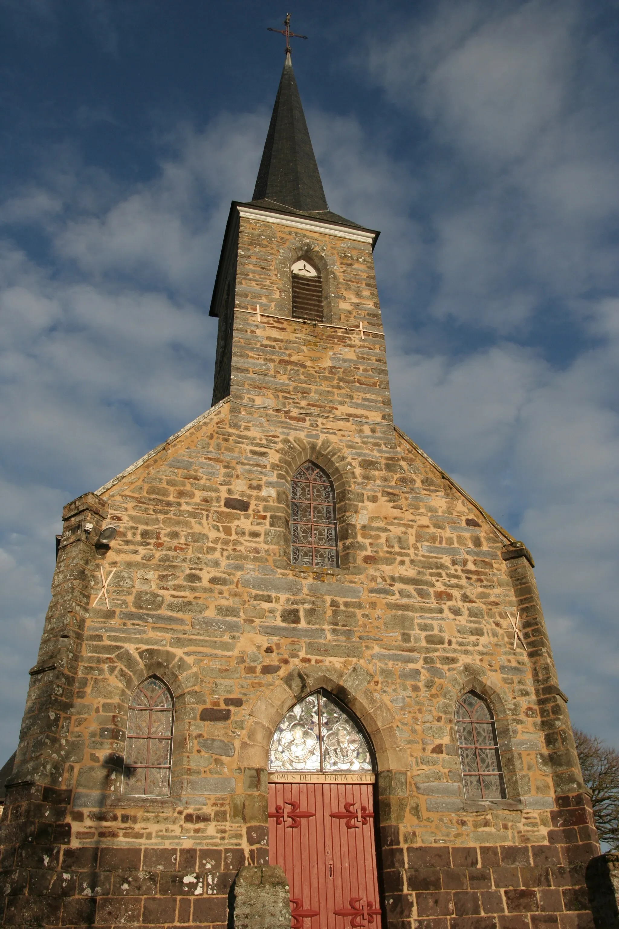 Photo showing: L'église de Saint-Séglin.