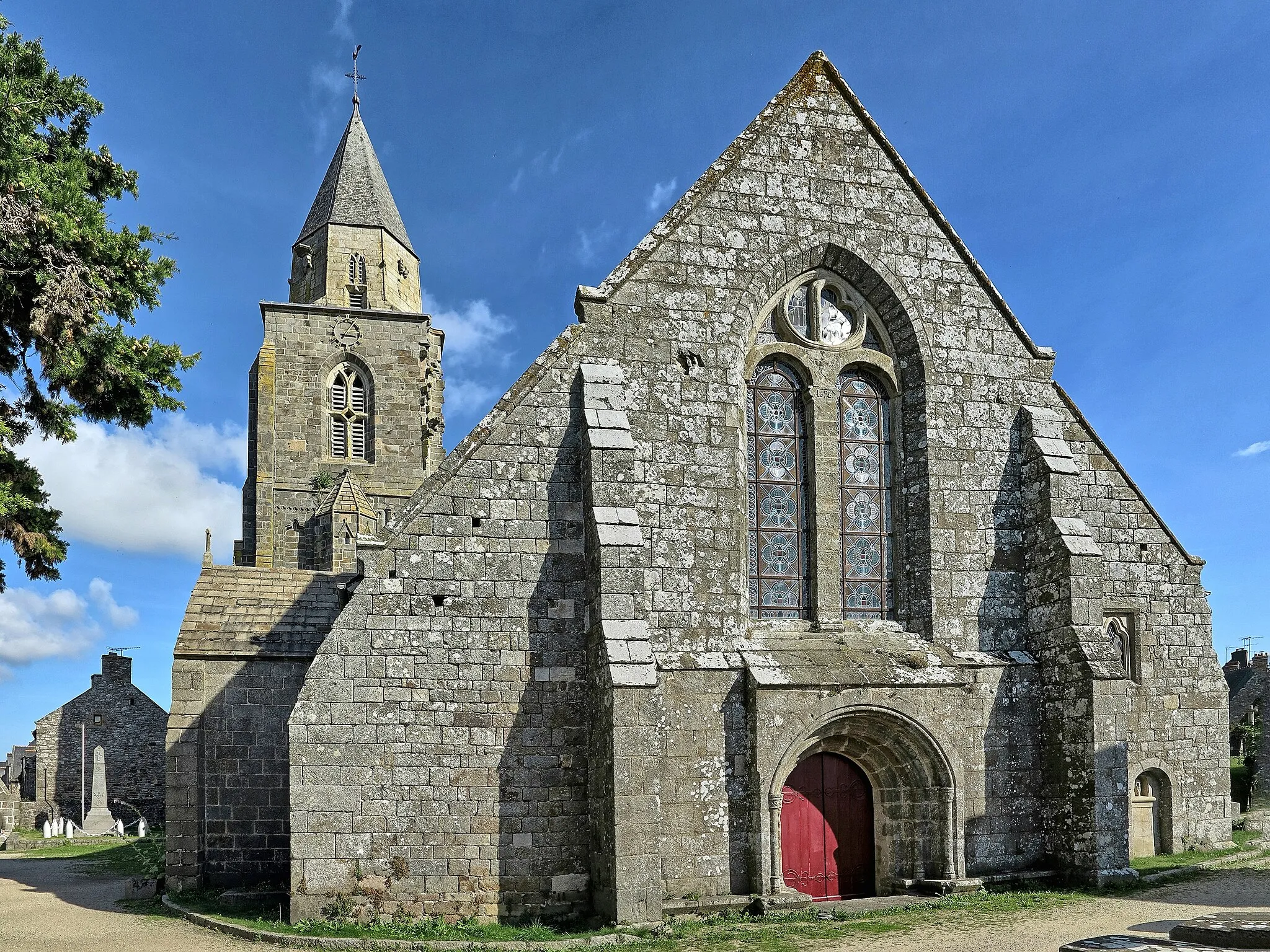 Photo showing: Façade ouest de l'église de Saint-Suliac
