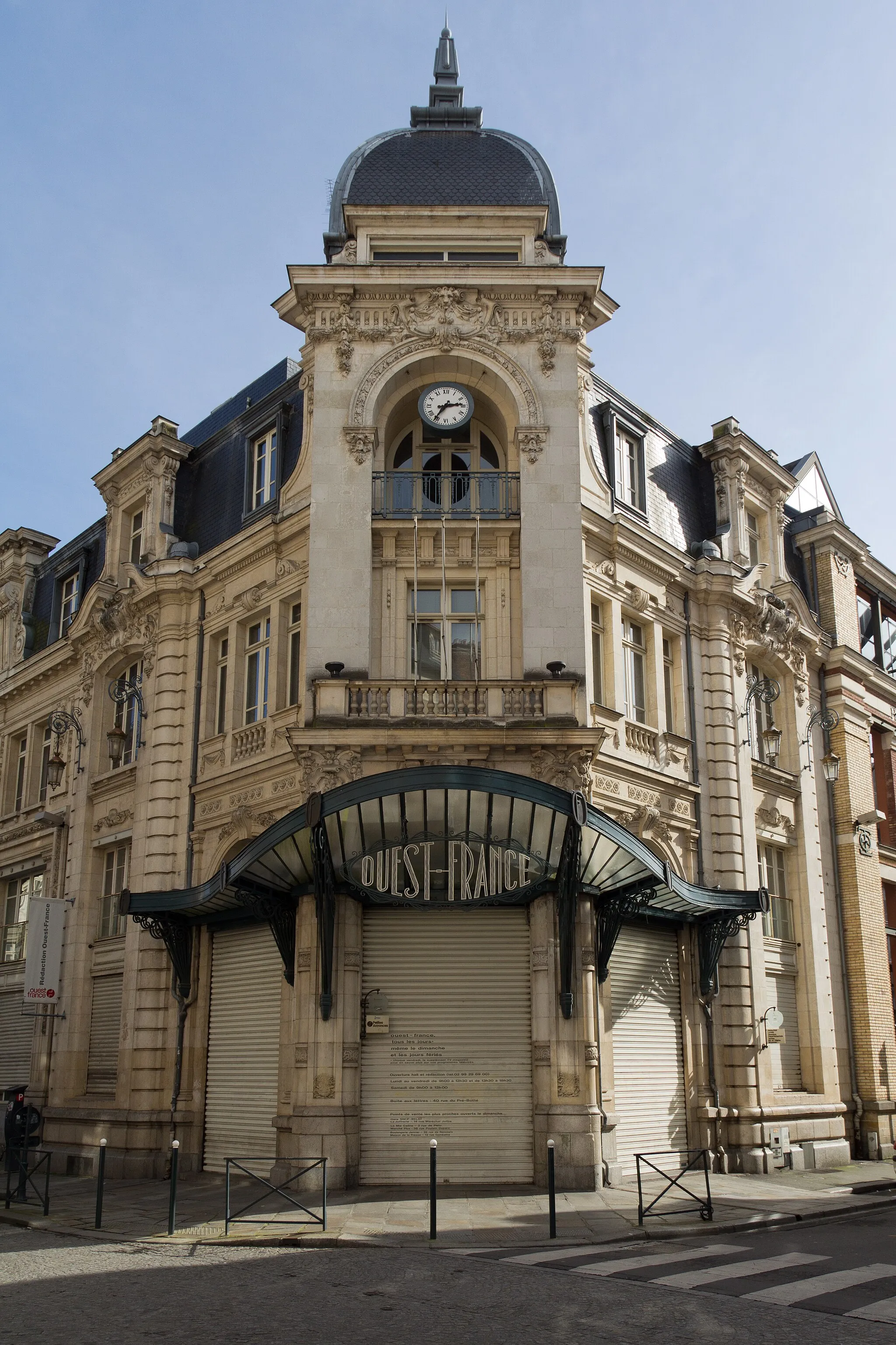 Photo showing: Former headquarters of Ouest France newspaper in Rennes.