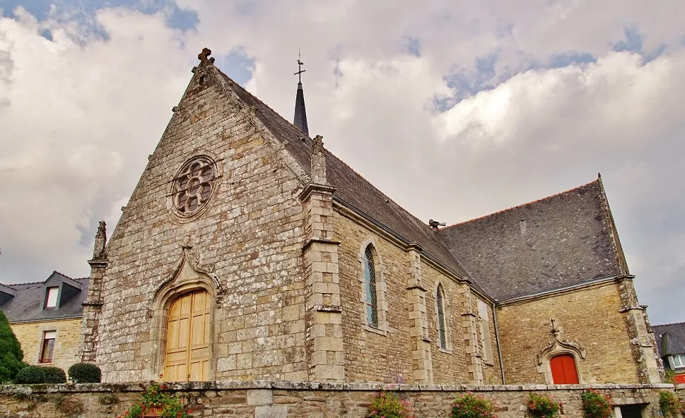 Photo showing: Église Saint-Cyr et Sainte-Julitte de Molac (56).